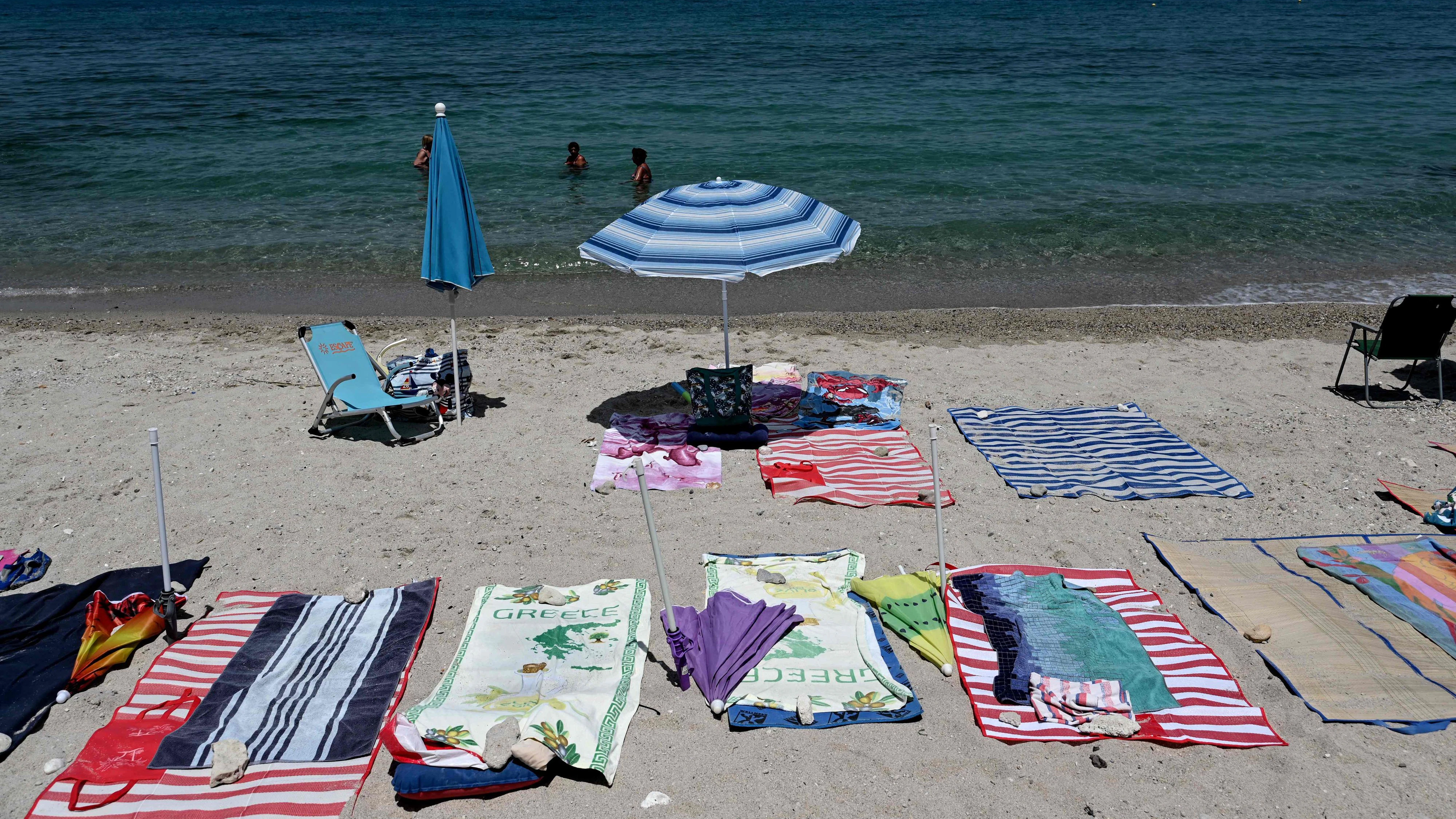 Heute.at - Darum brauchst du ein Plastiksackerl am Strand