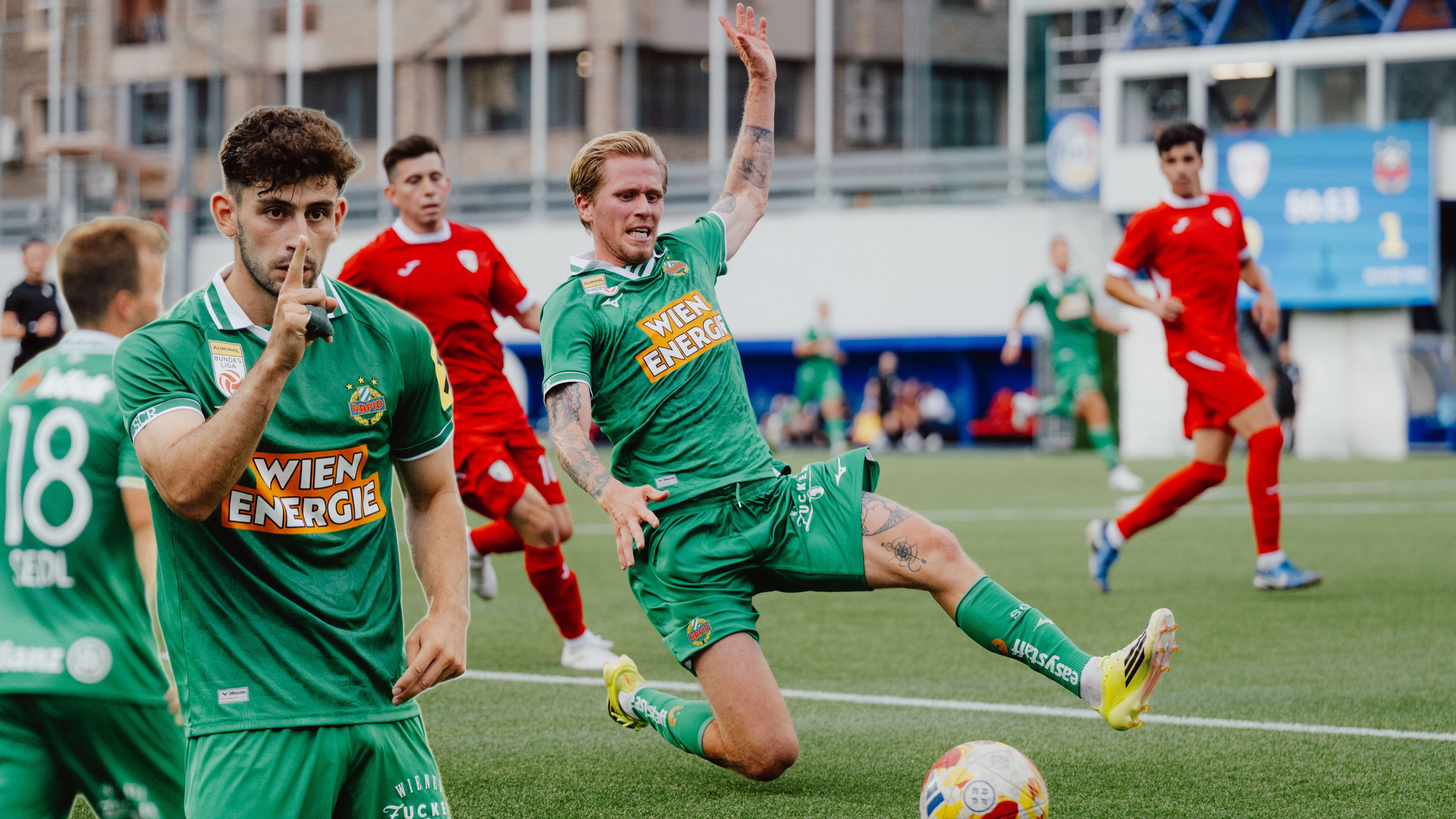 Heute.at - 3:1! Demir glänzt bei Rapids Auftakt-Sieg in Europa