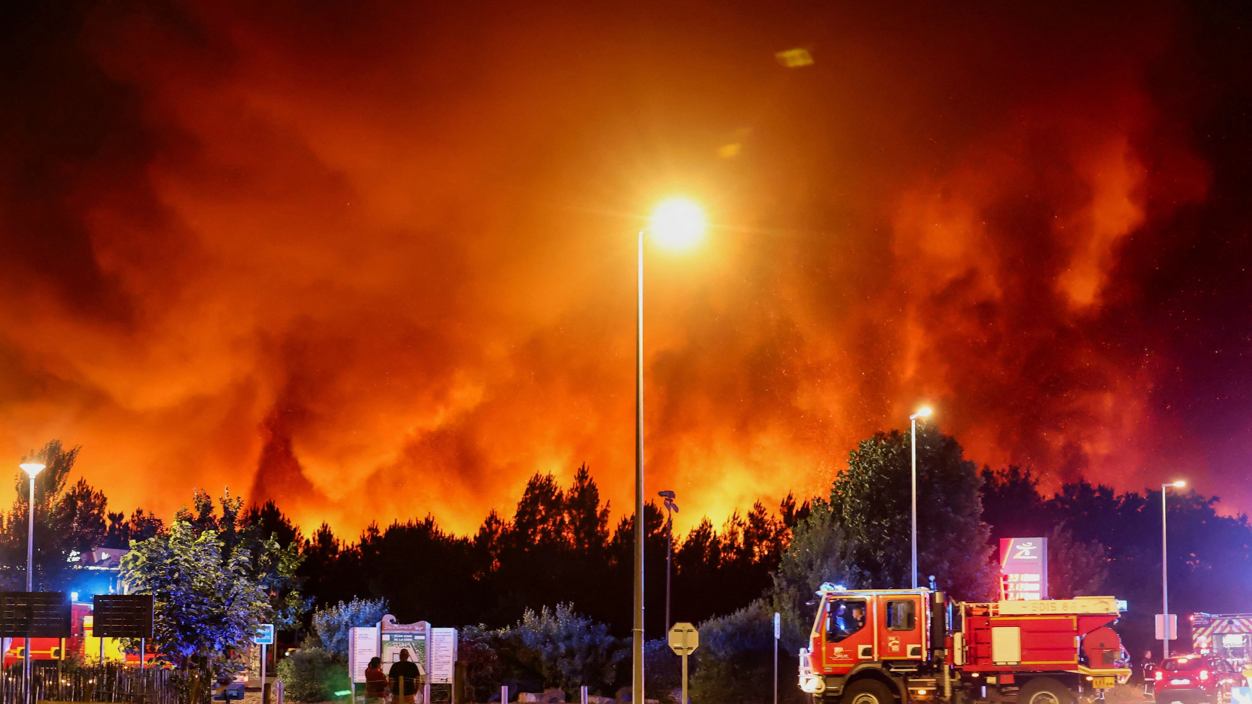 Heute.at - Spanien, Italien und Frankreich kämpfen gegen das Feuer