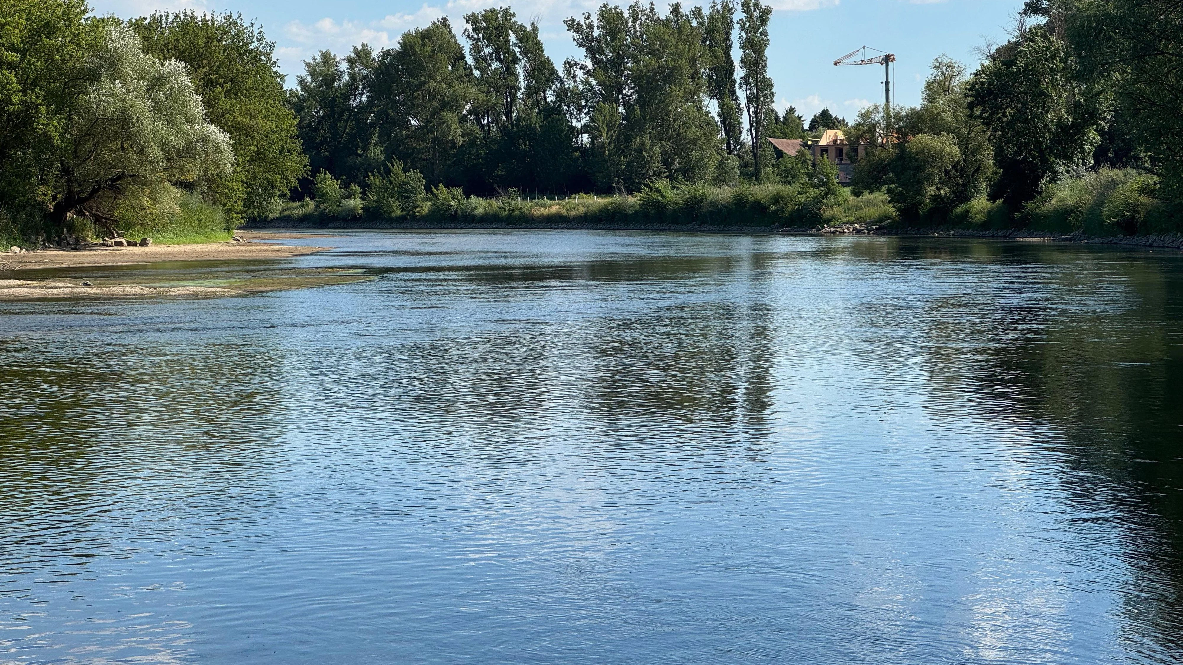 Initiative fordert Straßenbrücke über die March