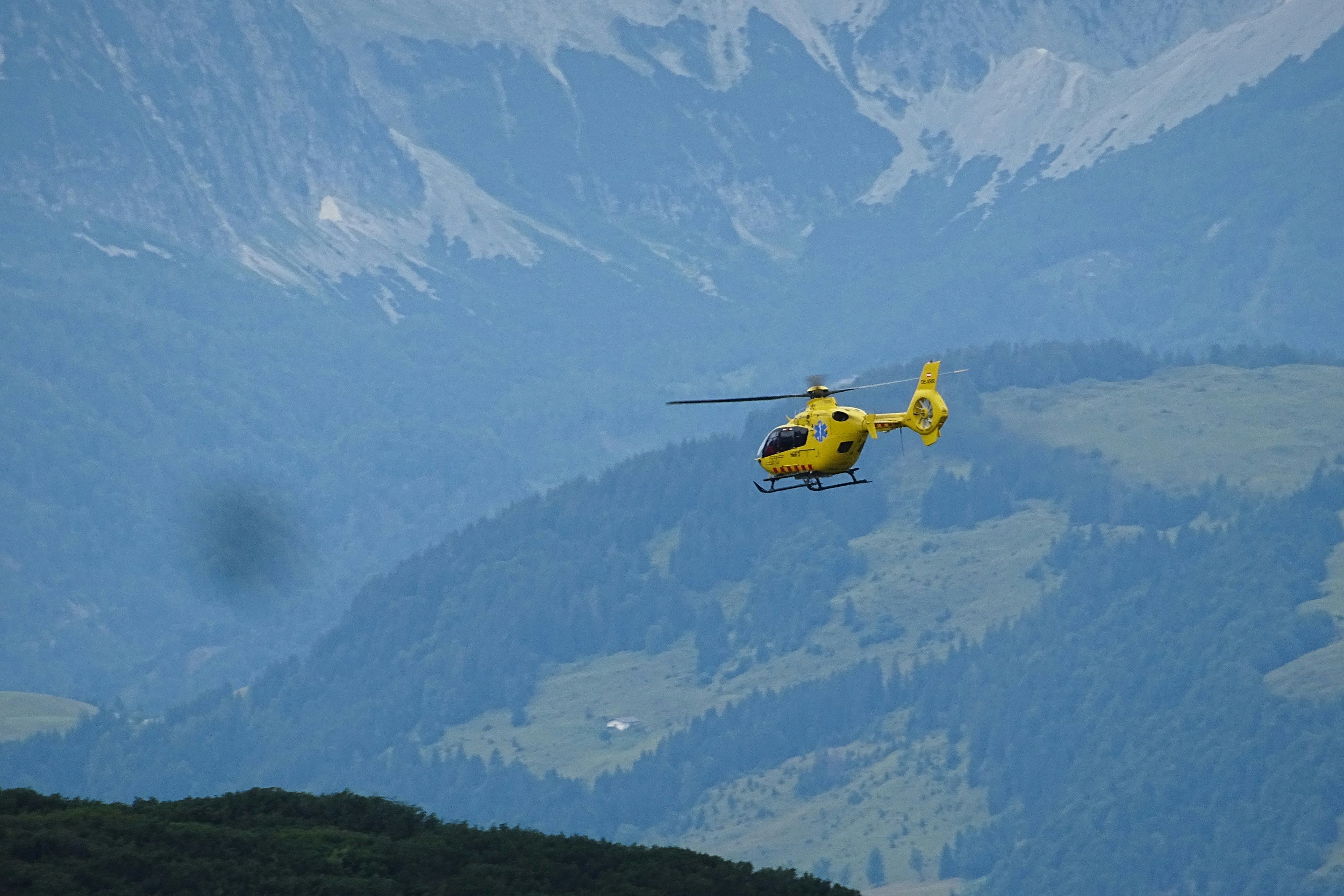 Ein Hubschrauber konnte nur mehr die Leiche des Mannes bergen.