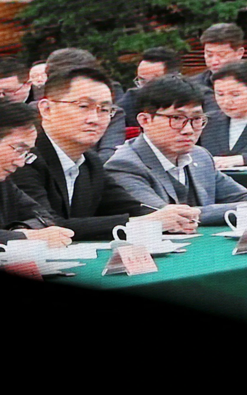 Wie Chinas geheimnisvolle Milliardäre jetzt die Welt erobern
