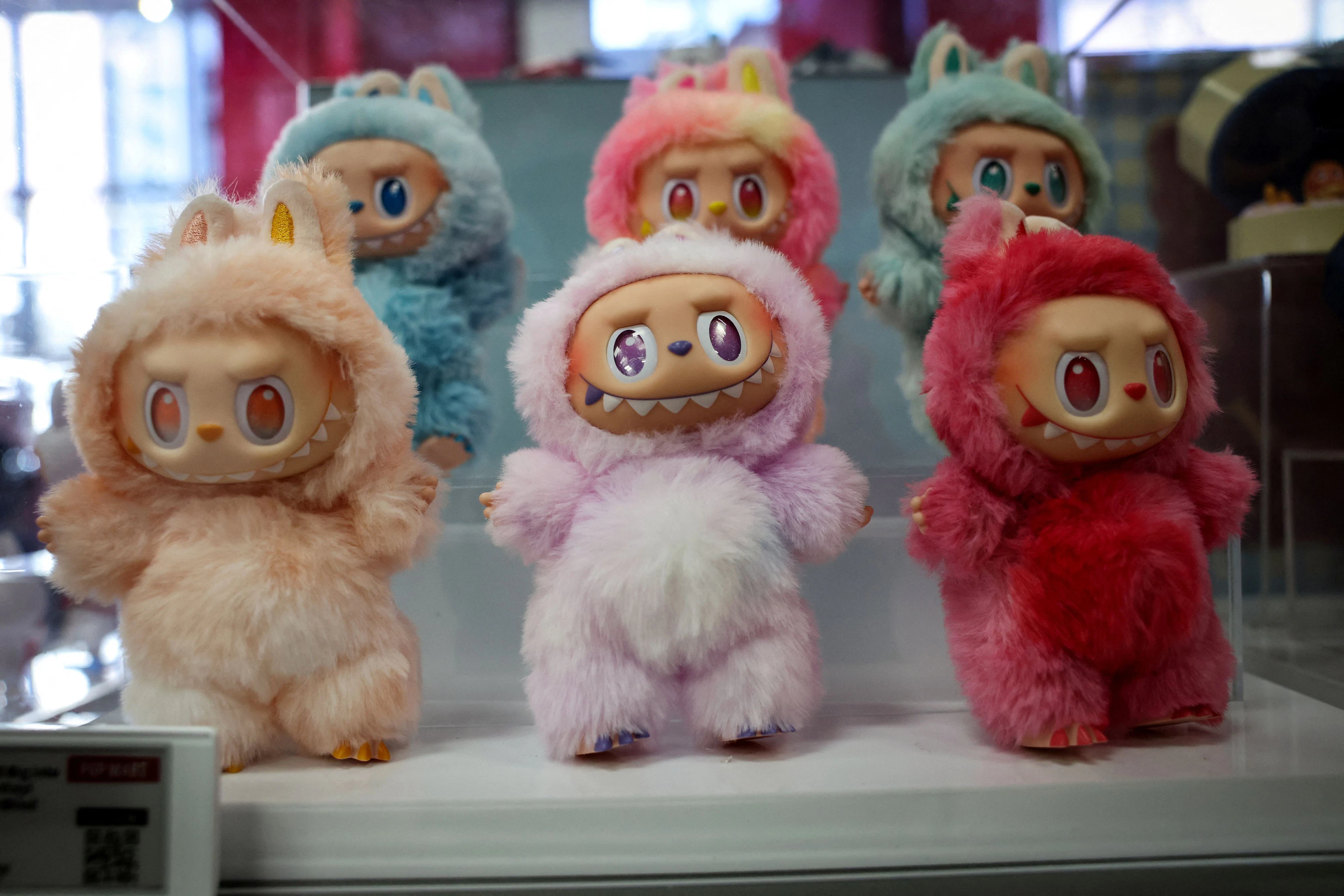 Popkultur-Phänomen: Die Labubu-Puppen des Herstellers Pop Mart sind weltweit erfolgreich. Pop Mart-Chef Wang Ning wird auf 16 Milliarden Dollar geschätzt