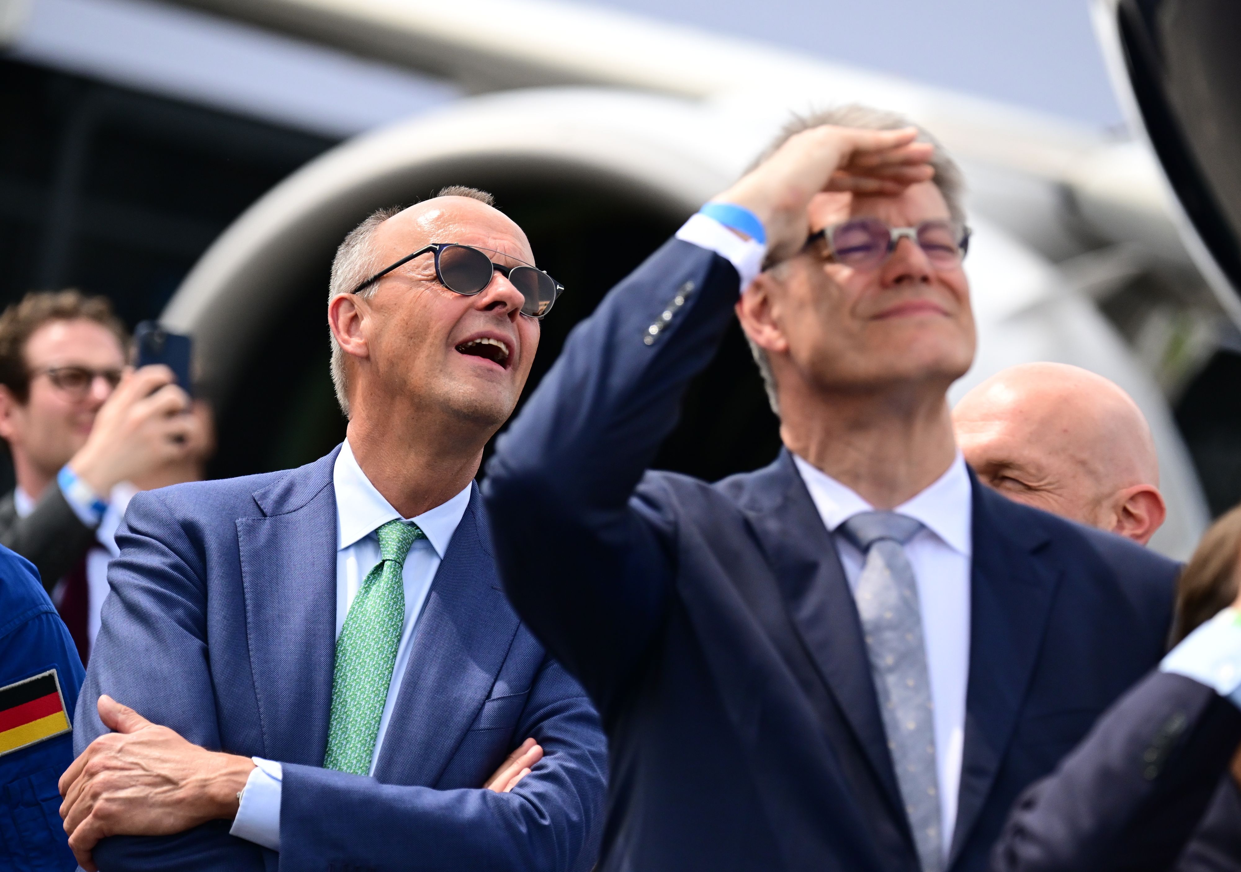 Der deutsche Bundeskanzler Friedrich Merz hat Verkehrsminister Patrick Schnieder vor die Tür gesetzt.