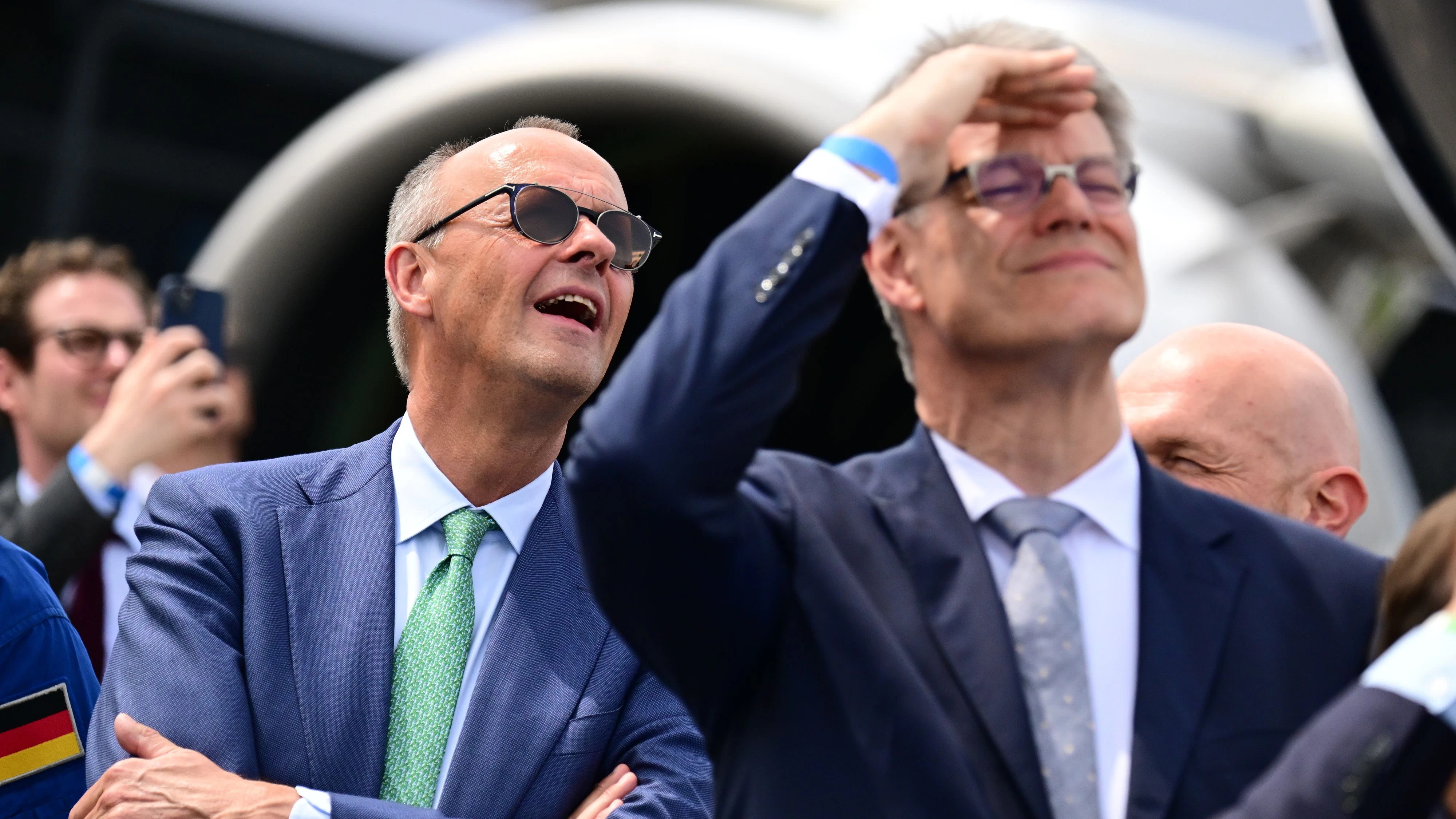 Heute.at - Kanzler Merz feuert Verkehrsminister Patrick Schnieder