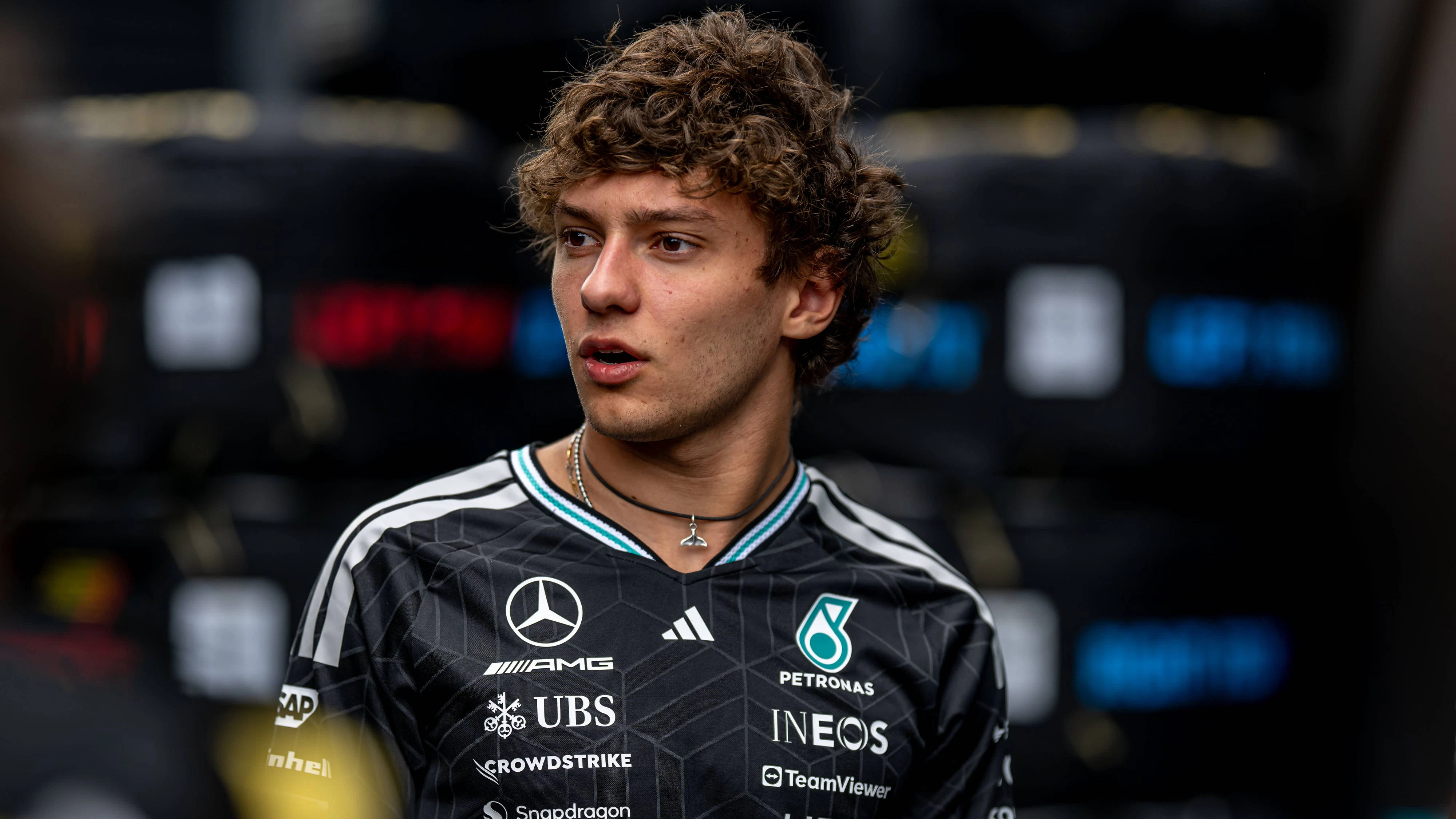 Heute.at - Antonelli erhält Drohung! Drehe dir den Hals um