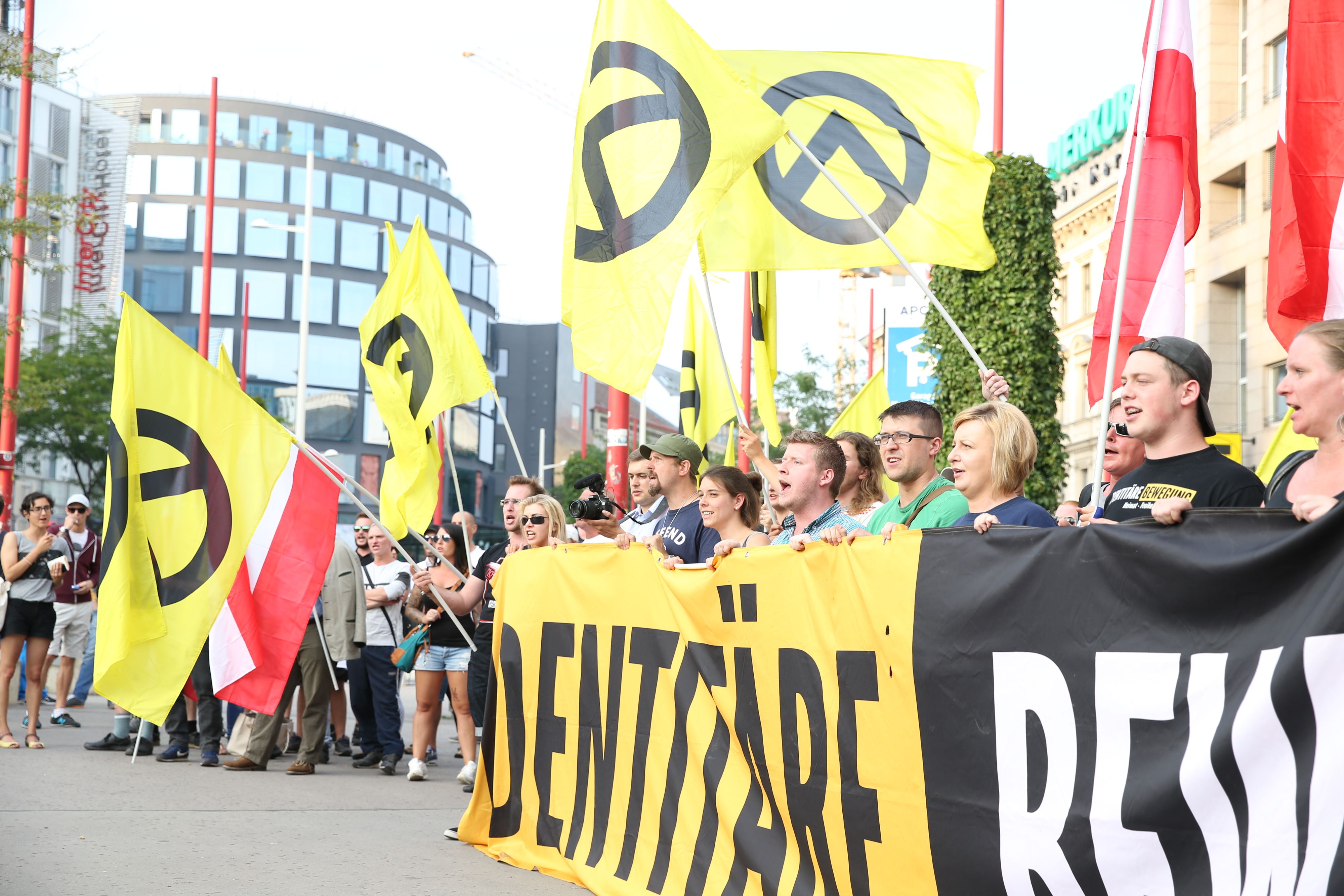 Bereits mehrmals marschierten Identitäre in Wien auf, heuer wurde dies untersagt.
