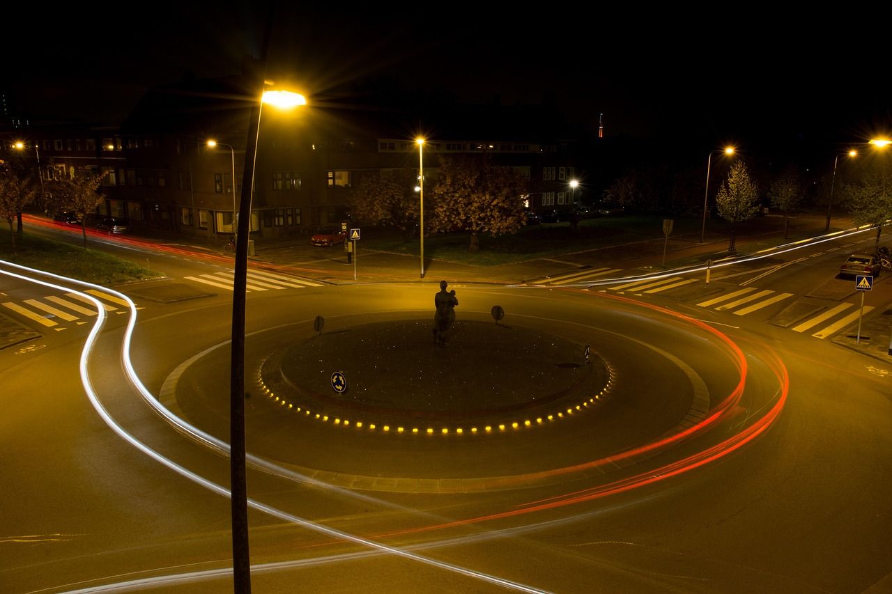 Verkehrsregelung im Kreisverkehr