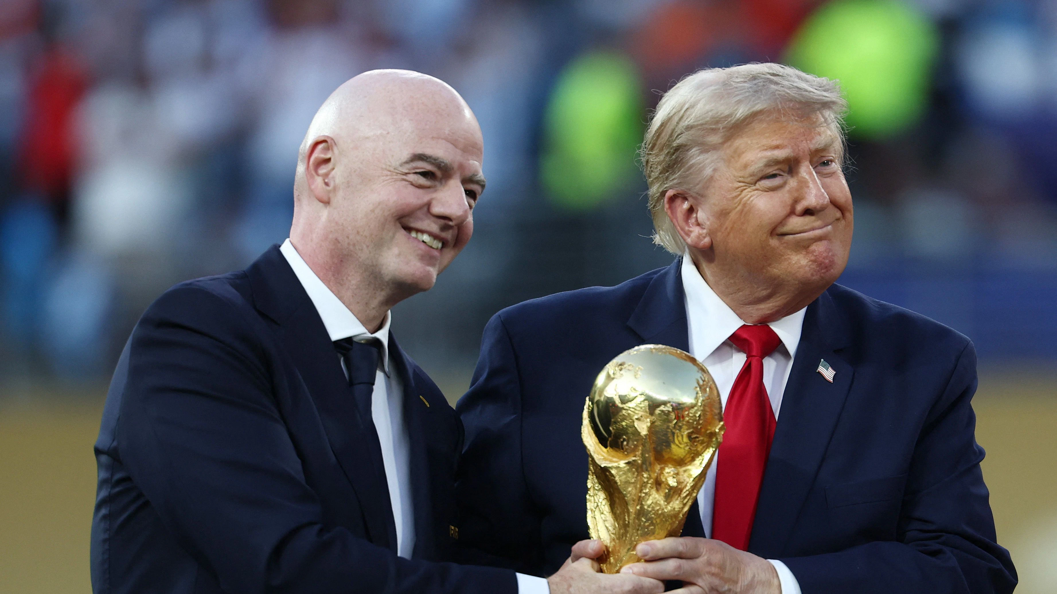 Heute.at - FIFA-Boss will mit WM-Verkauf Gehalt verzehnfachen