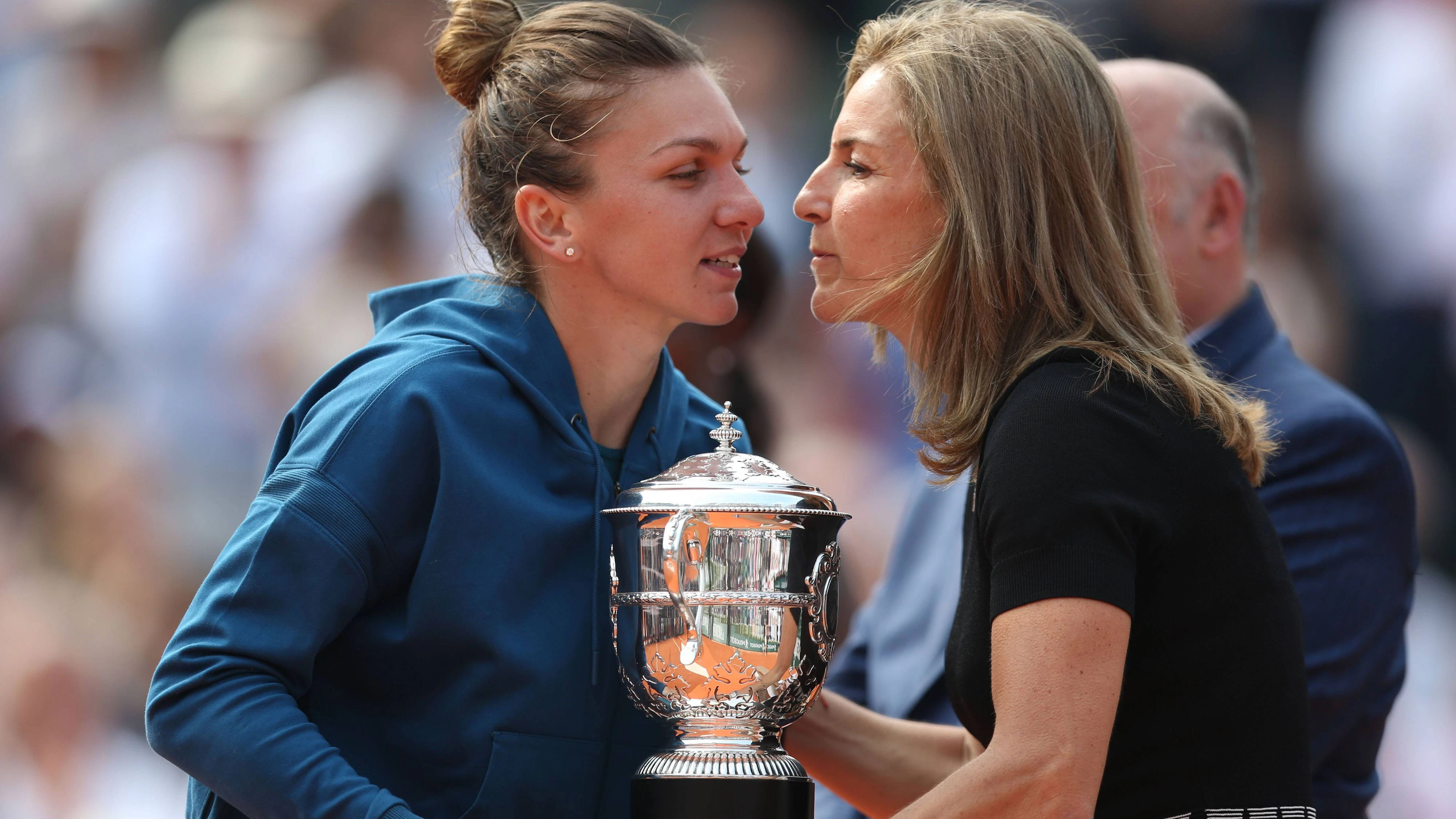 Heute.at - Ex-Mann ruiniert Tennis-Legende – 36 Millionen sind weg