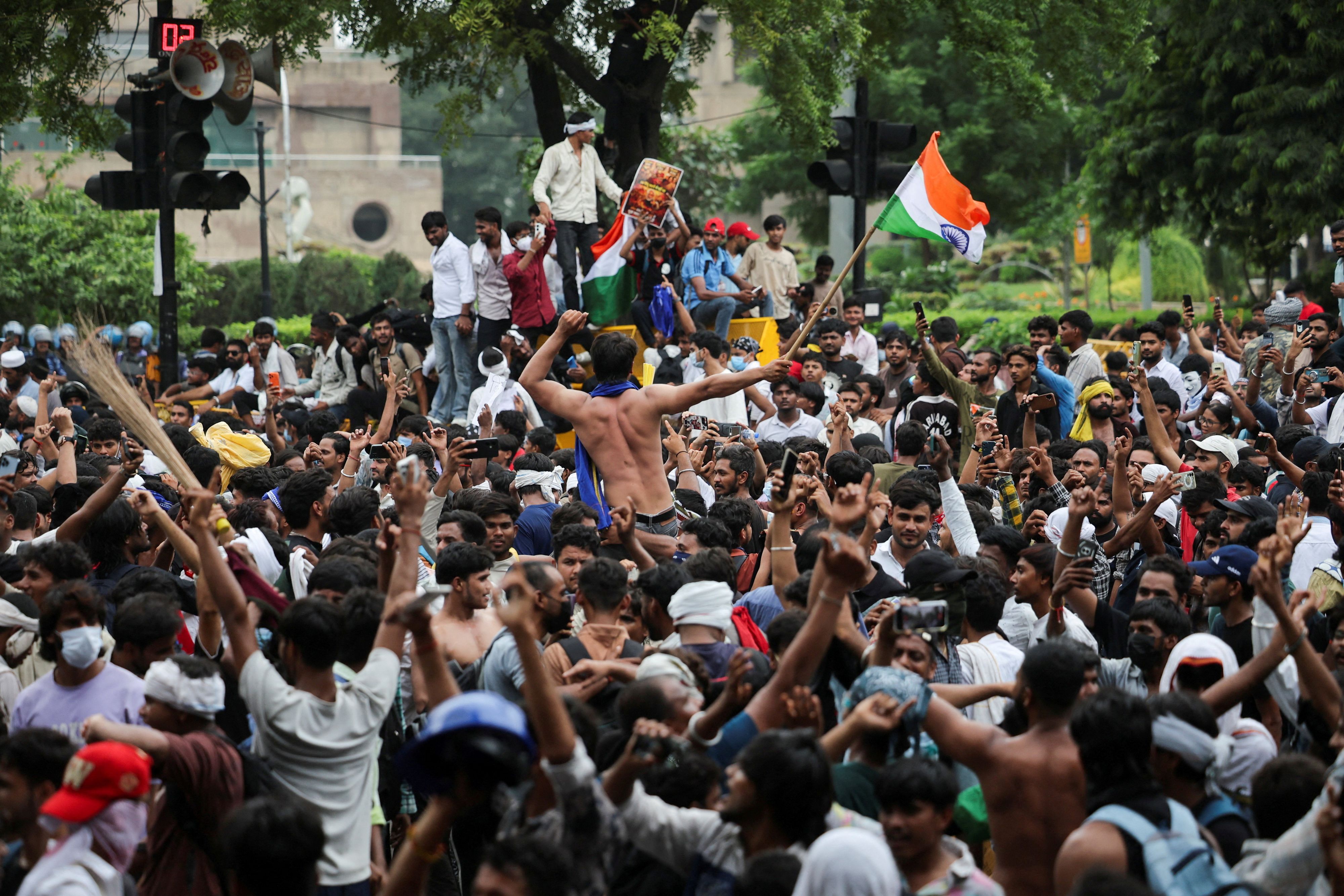 Indiens Bildungsminister hat seinen Rücktritt angekündigt.