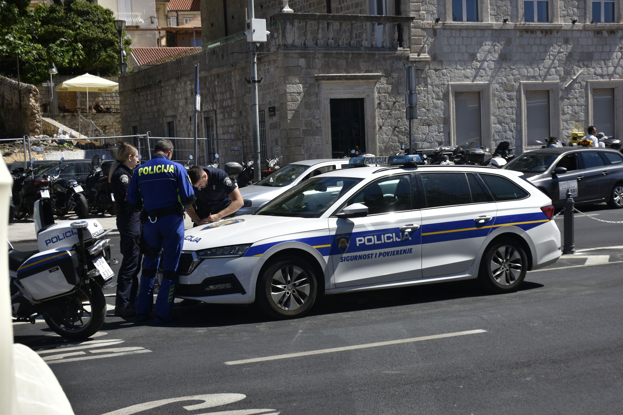 Die Polizei hat die Ermittlungen zu dem Fall bereits aufgenommen.