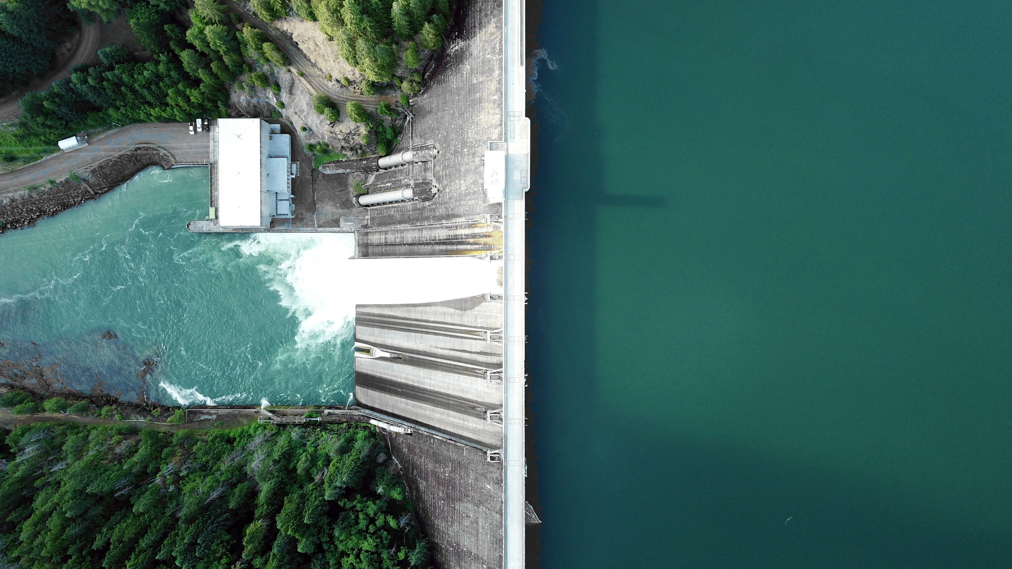 Heute.at - Wegen Hitze - Wasserkraftwerke liefern weniger Strom
