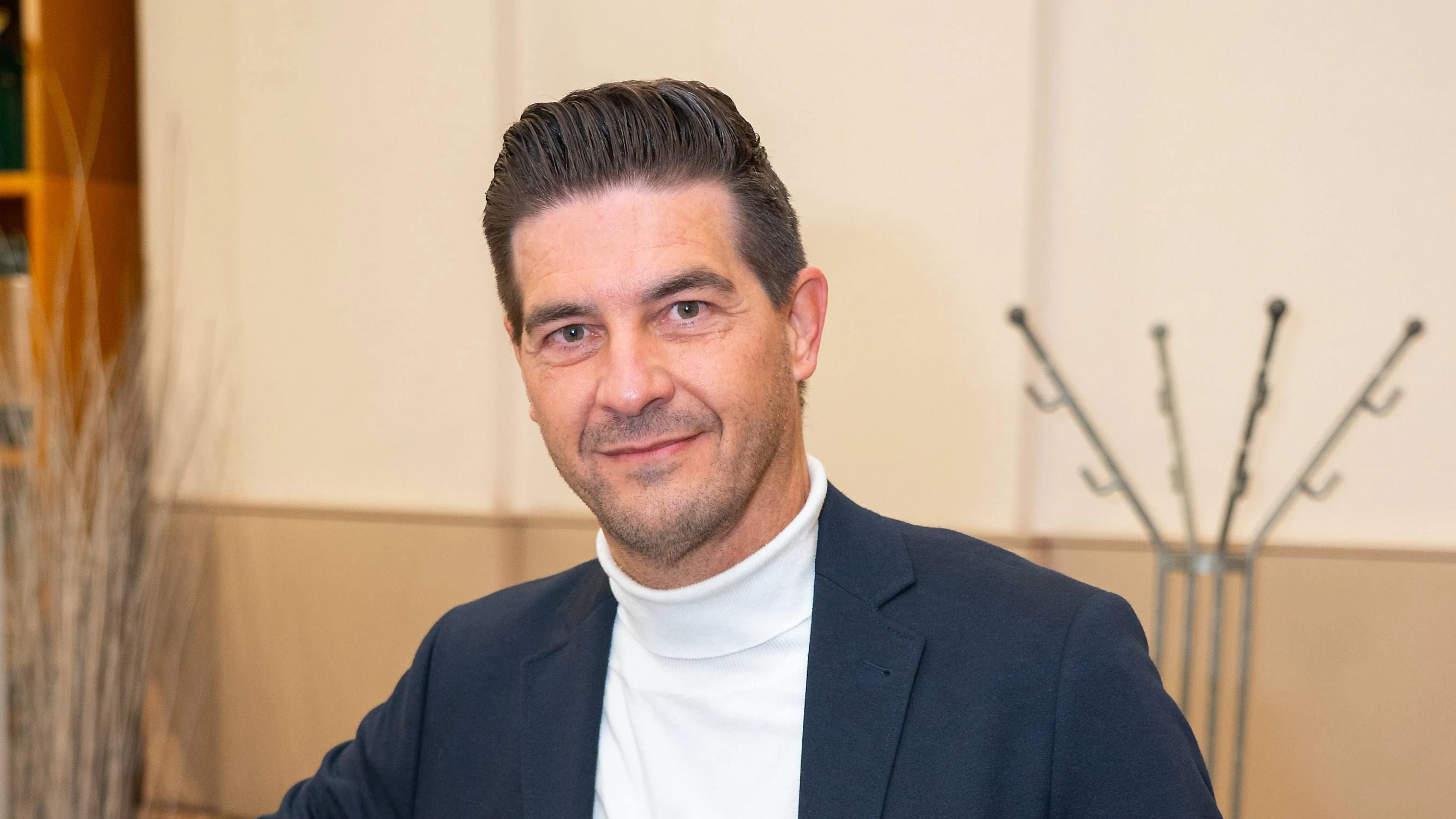 Produktpräsentation und Vorstellung PK Pressekonferenz Austriamin BIO Kräuterseitlinge und Buchweizen in Kapselform, Start-Up, Restaurant Hansen, Wien, 13.11.2023, -  Norbert OBERHAUSER (Portrait) 