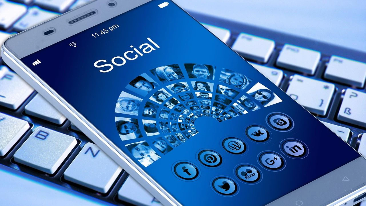 Heute.at - Social Media macht Kinder schlechter
