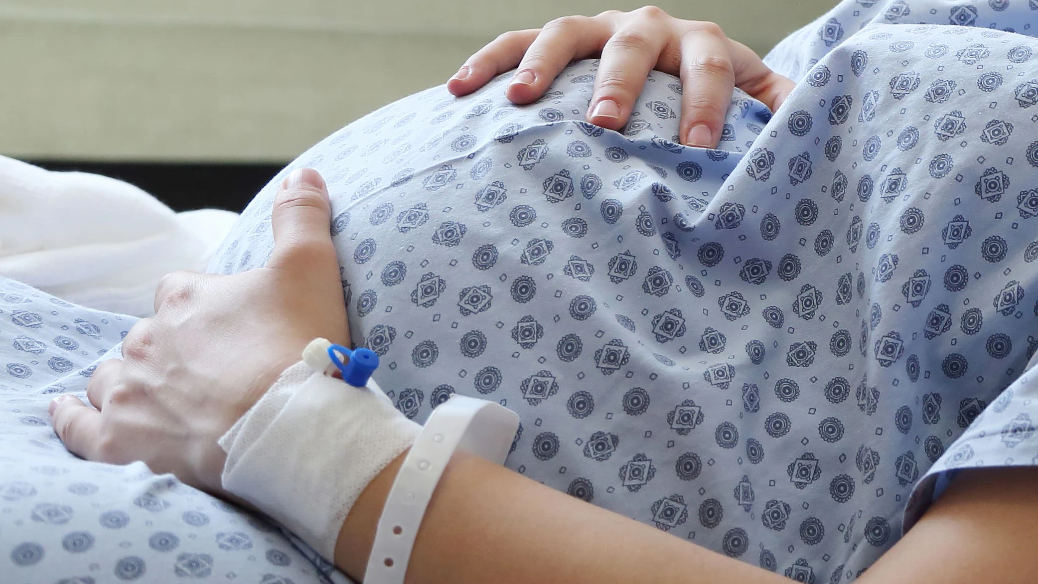 Heute.at - Baby stirbt im Mutterleib – Ermittlungen gegen Spital