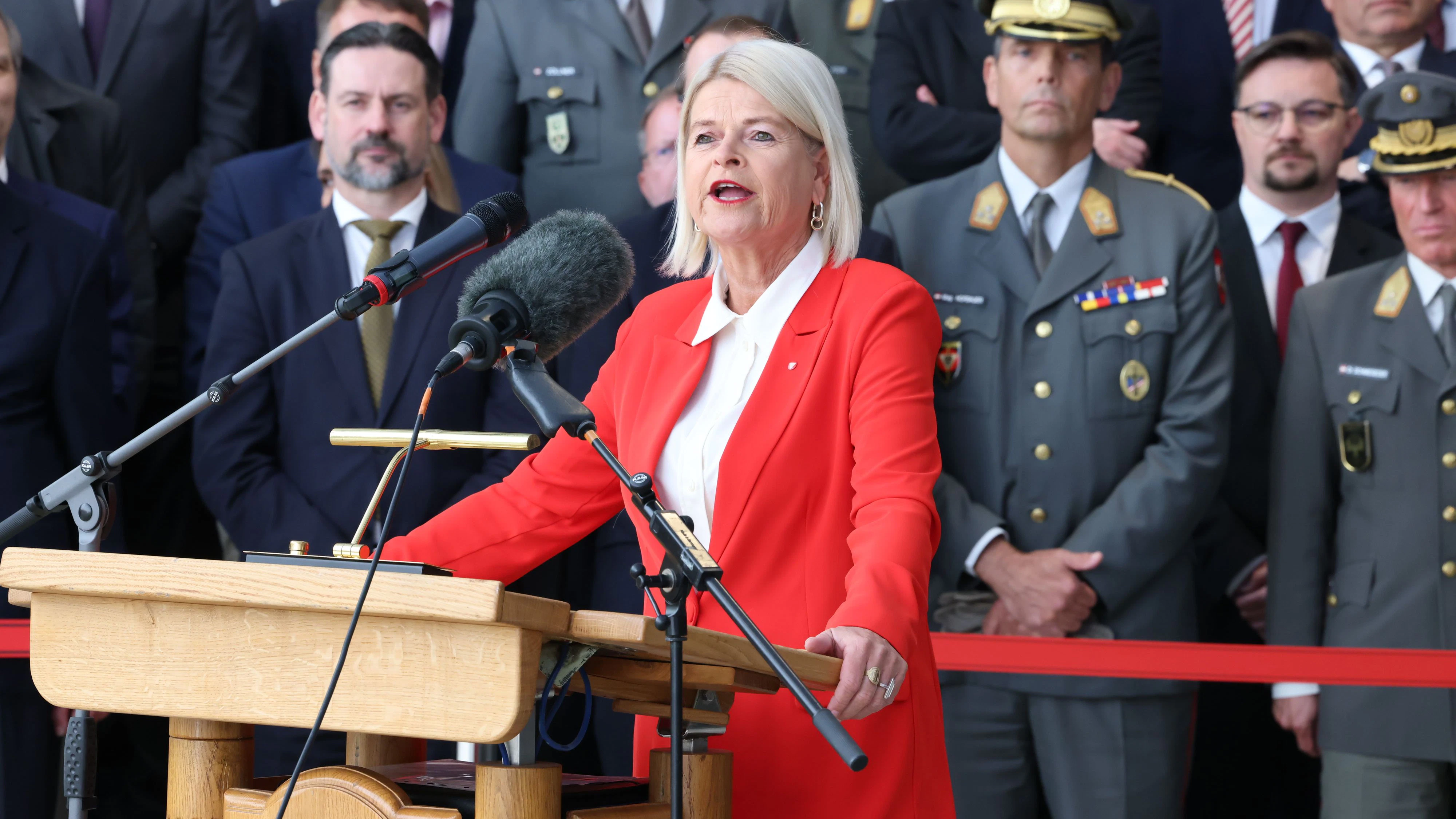 Heute.at - Schwere Geburt – Tanner rechnet mit SPÖ und Neos ab