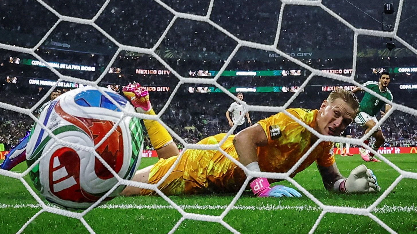 Heute.at - Kuriose Regel! England sagt Goalie-Zeitspiel Kampf an