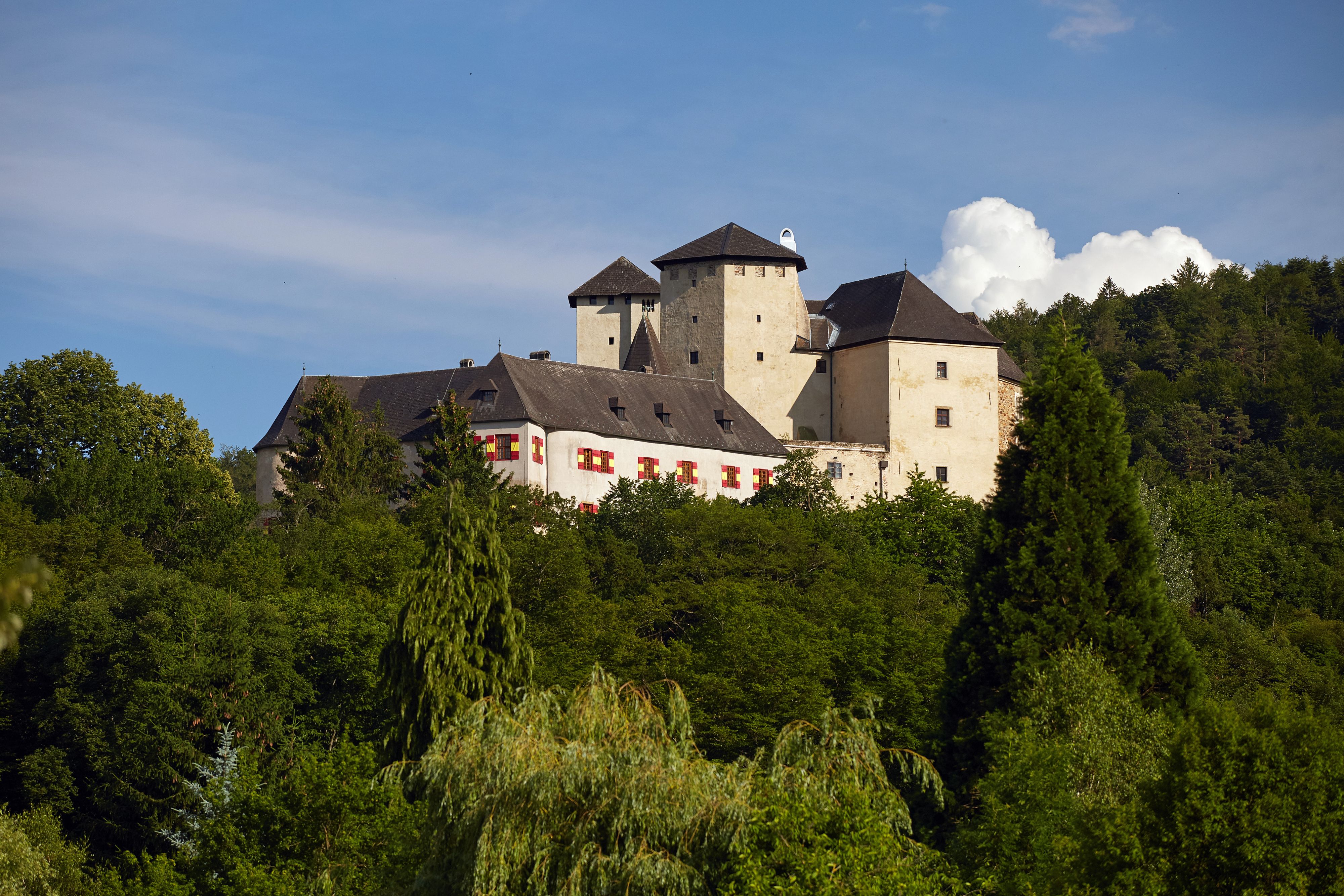 Die Burg Lockenhaus im Burgenland