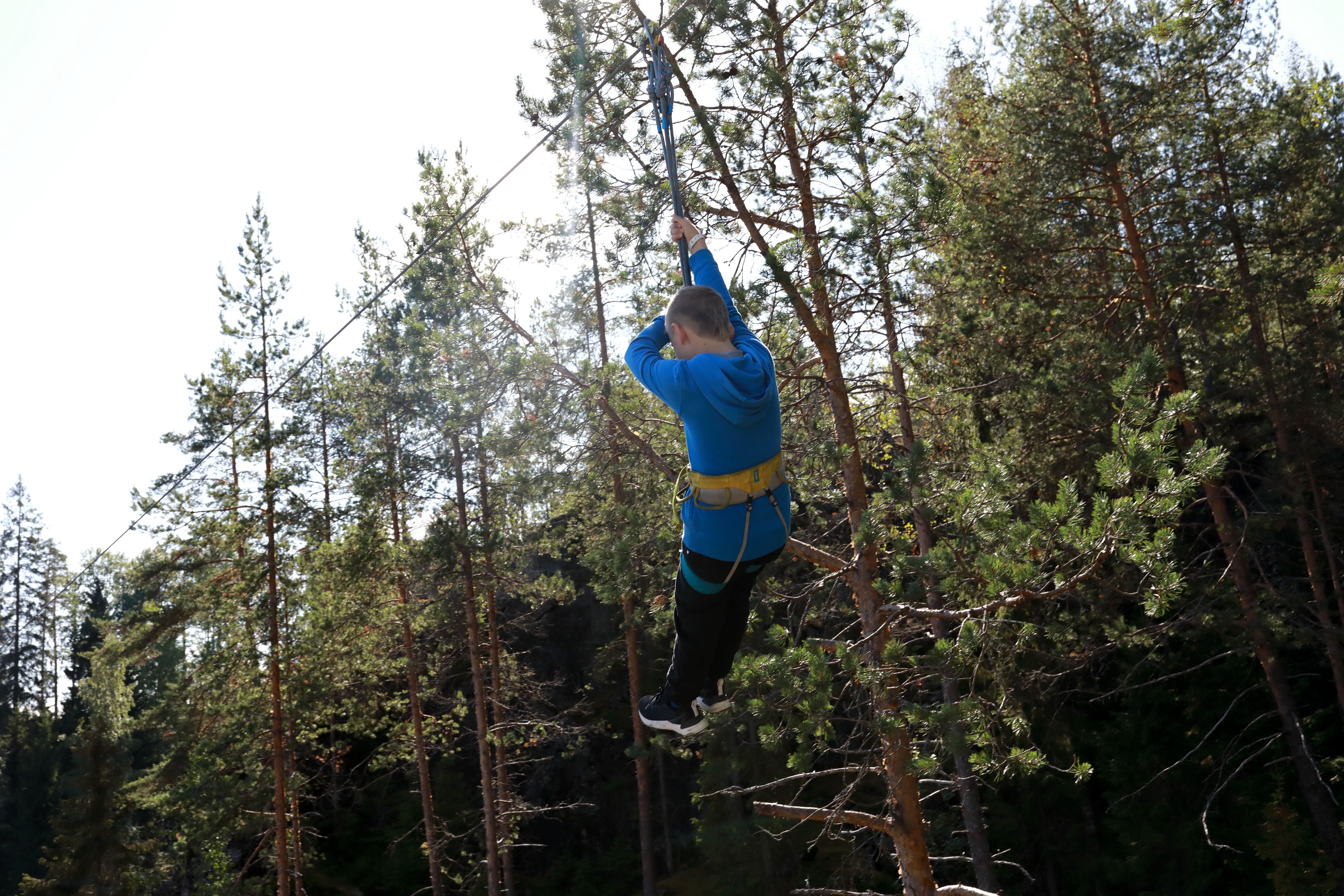 Heute.at - Flying Fox nicht erkannt – Mädchen stürzt vier Meter ab