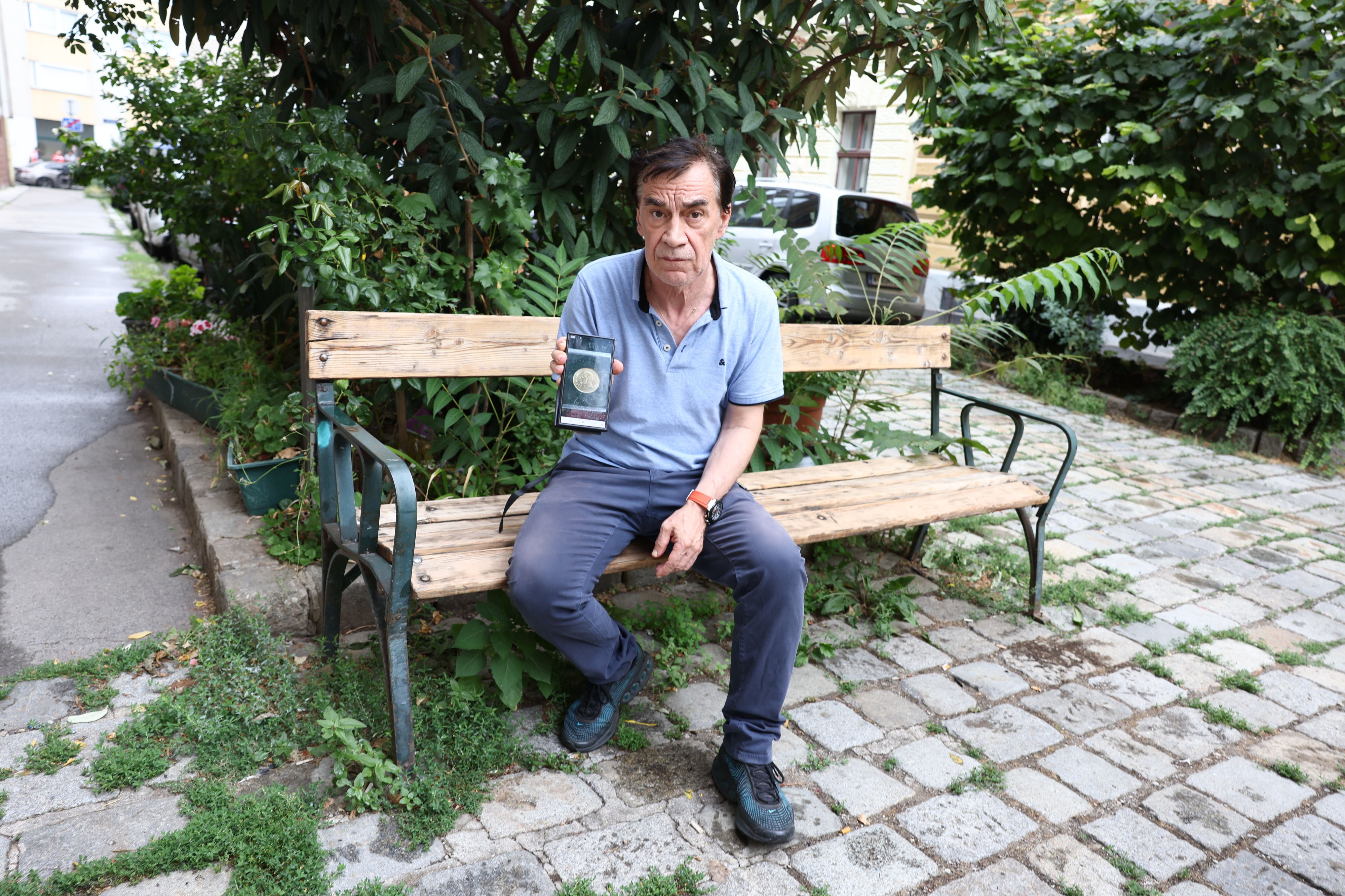 Der Wiener Münzsammler Werer Z. (67) wurde bei einem Goldmünzen-Deal in Landstraße bestohlen.