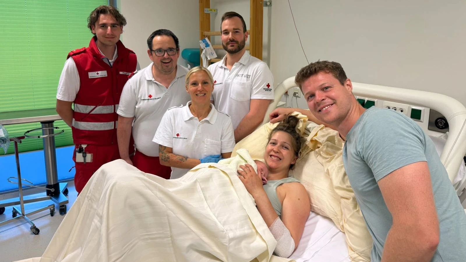 Heute.at - Geburt per Telefon angeleitet – Baby war vor Helfern da