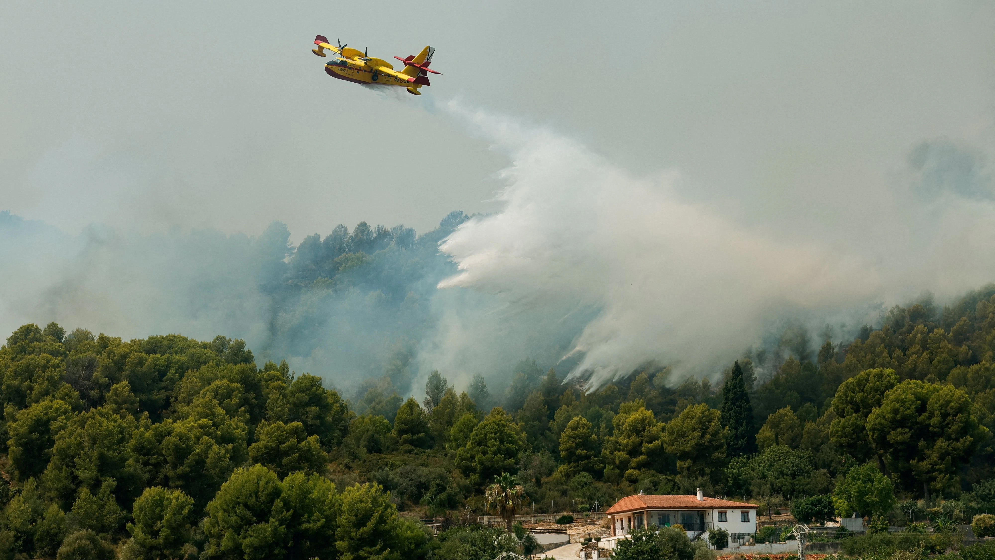 Heute.at - Österreicher (28) kämpft gegen Feuer-Hölle in Spanien