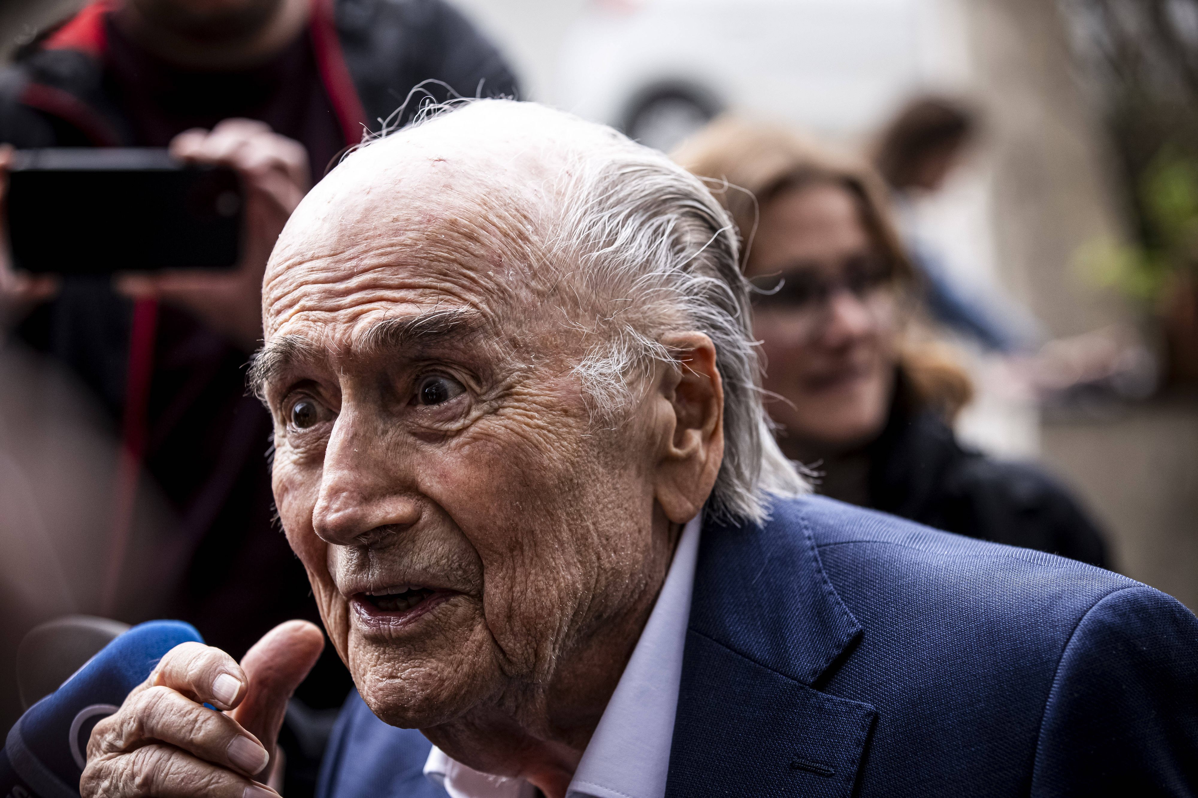 Sepp Blatter schießt gegen Gianni Infantino. 