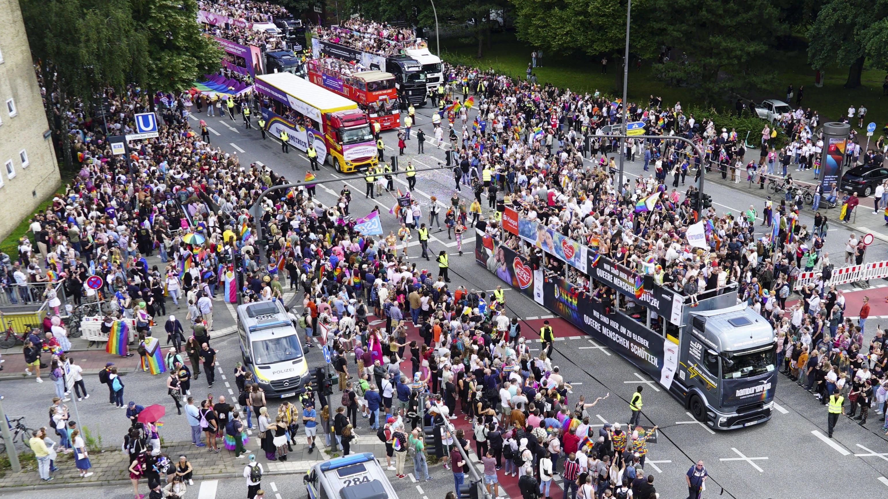 Heute.at - Nächster Pride-Alarm! Fünf Gefährder im Visier