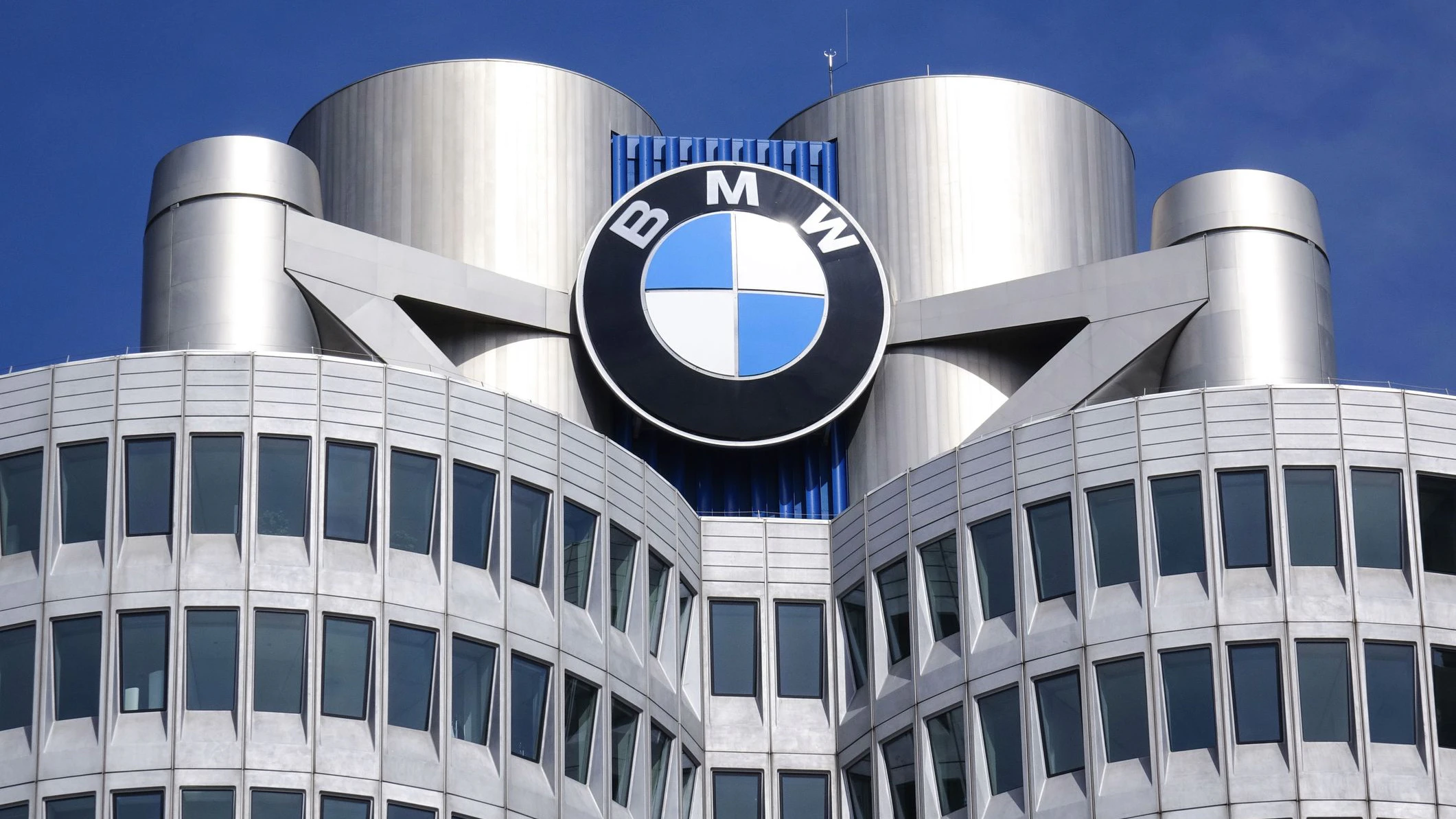 Heute.at - Autokrise! BMW baut bis zu 8.000 Jobs ab