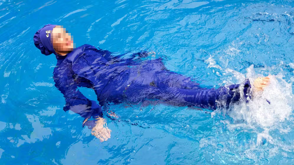 Heute.at - In diesem Freibad gibt es jetzt eine Burkini-Stunde