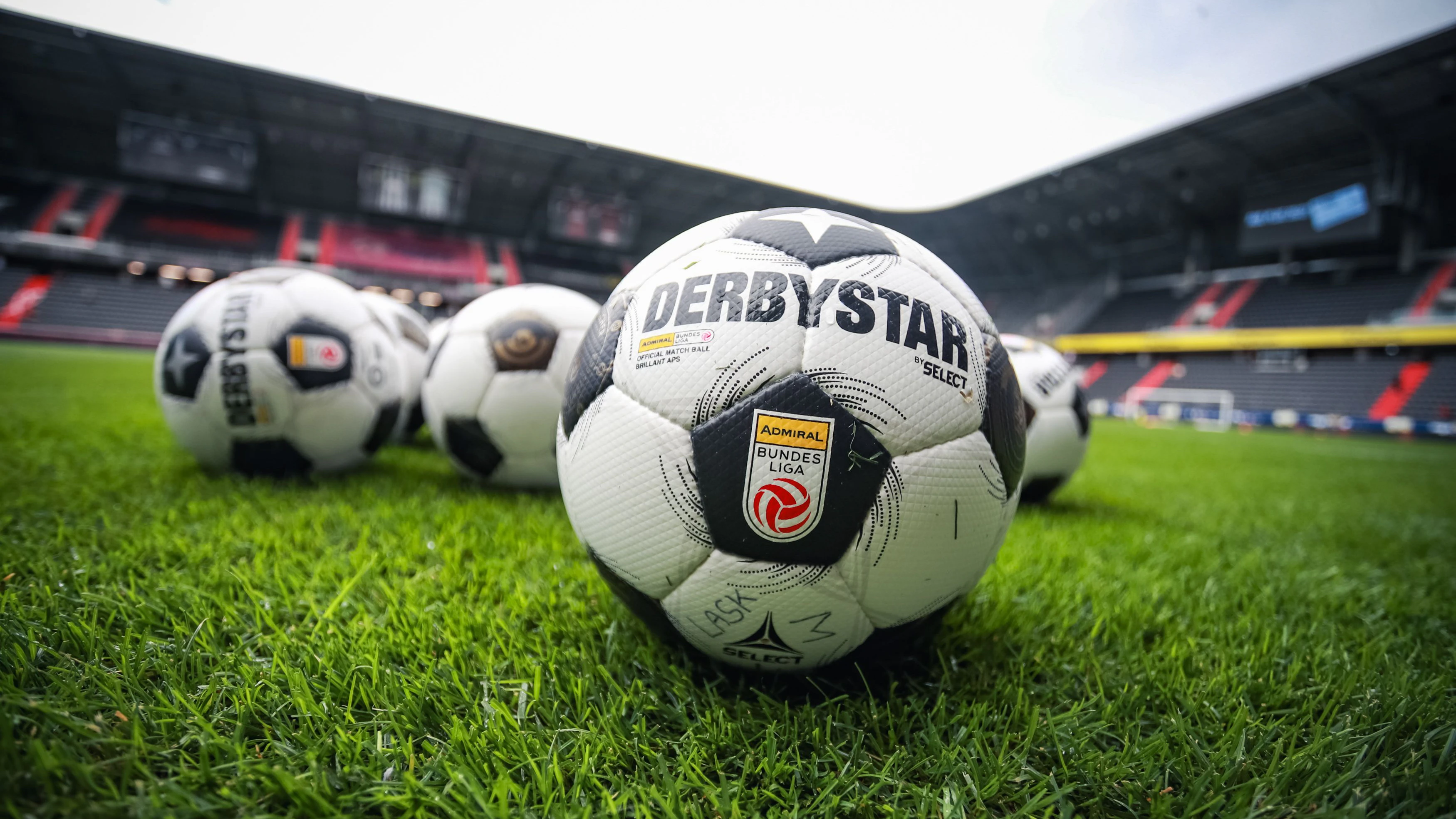 Heute.at - Rapid, Austria, LASK: Drei Bundesliga-Spiele verschoben
