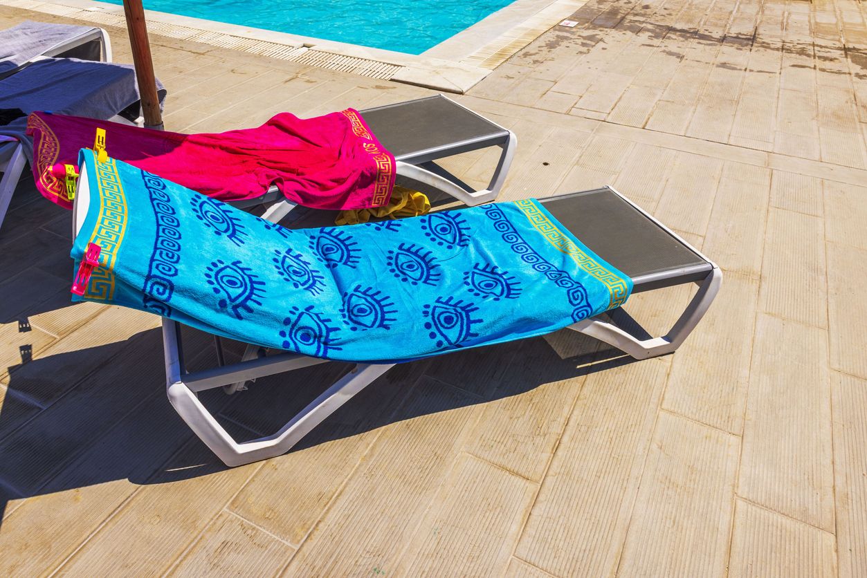 Heute.at - Juckpulver! Sonnenliegen-Kampf auf Mallorca eskaliert