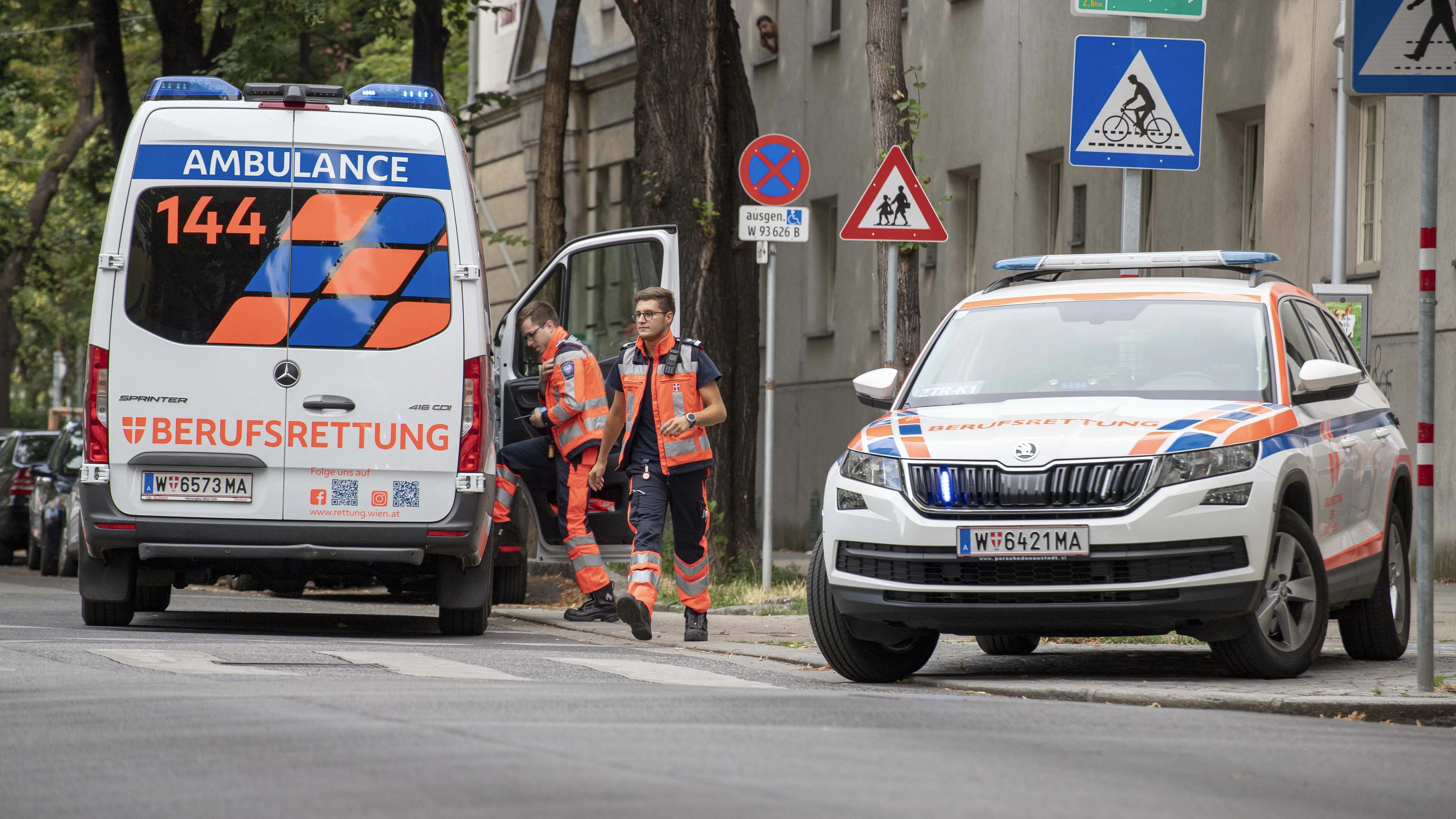 Heute.at - 8-jähriges Mädchen stürzt in Wien aus dem Fenster