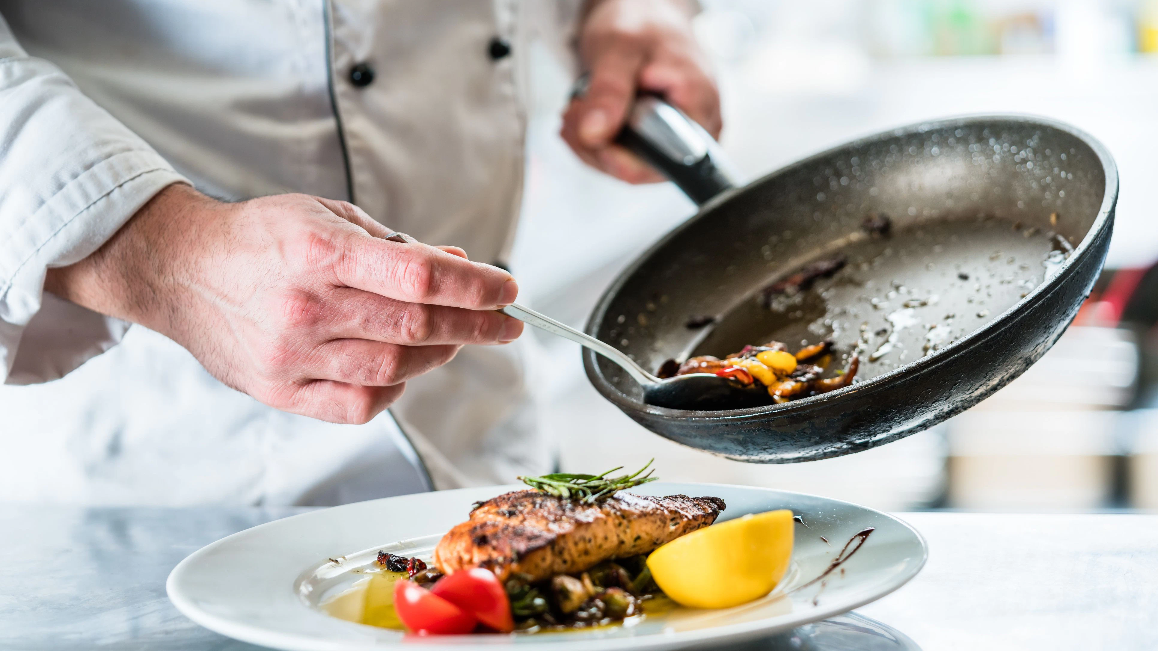 Heute.at - Von Gasthaus bis Haubenküche – So viel verdienen Köche