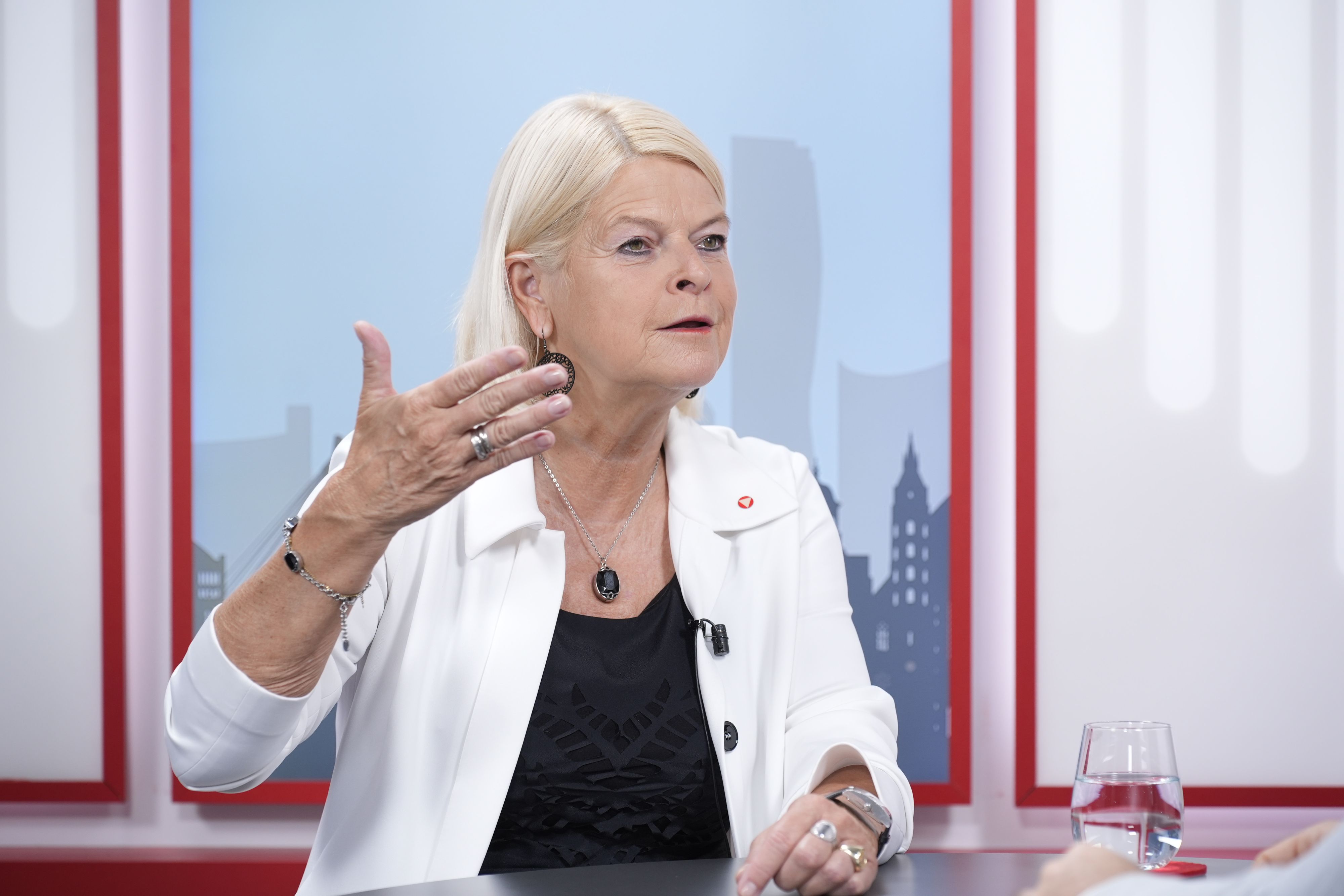Klaudia Tanner wurde am Sonntag zur Bundesleiterin der ÖVP Frauen nominiert.