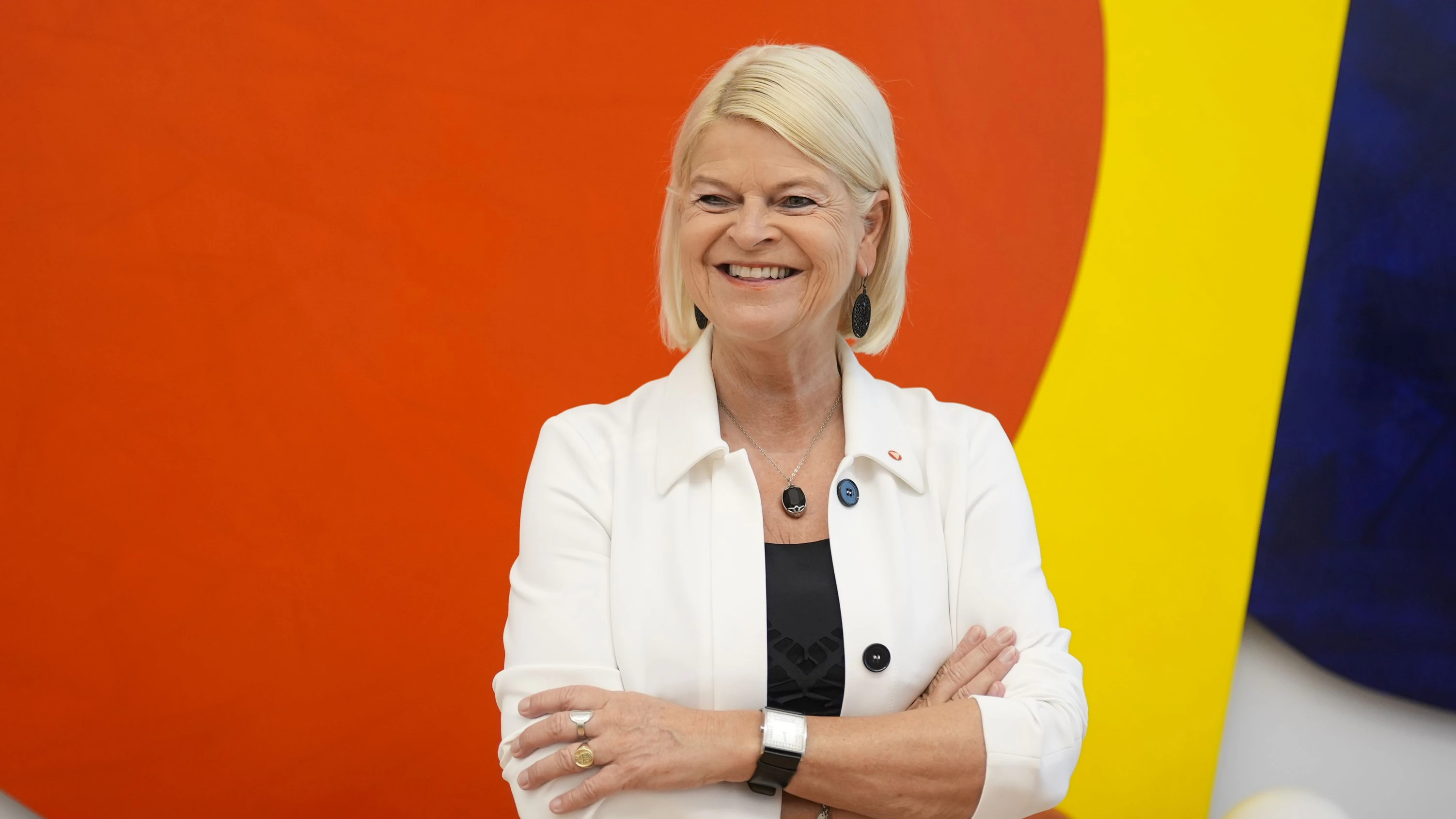 Heute.at - Ministerin verspricht – Soldaten werden nicht sitzen