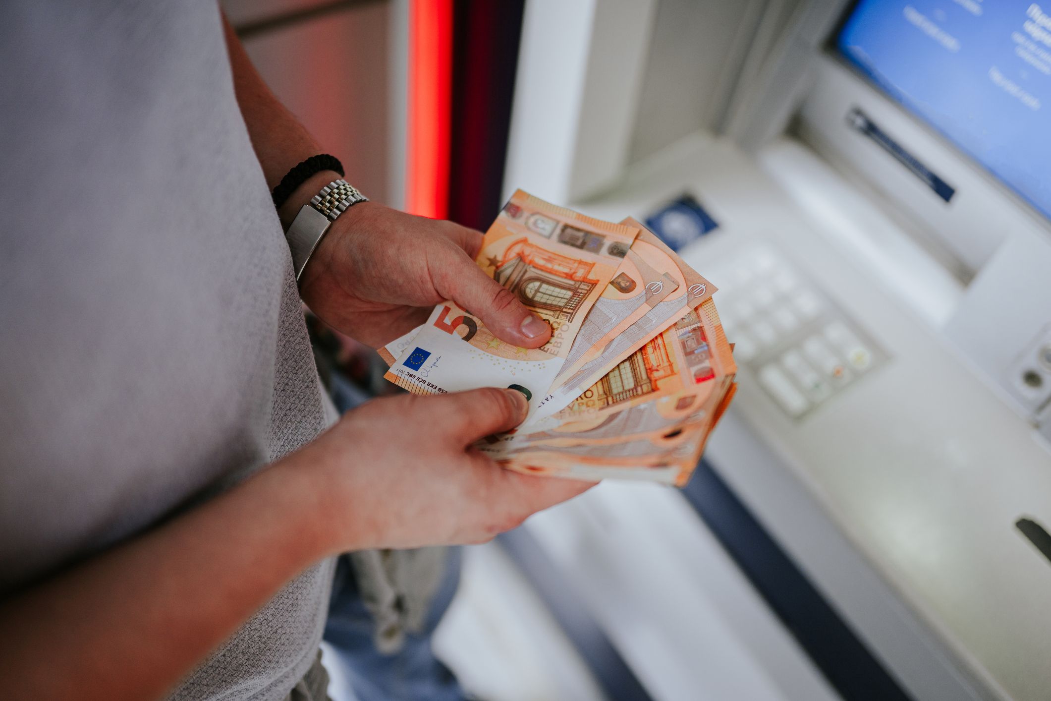 Heute.at - Bankomat-Änderung gilt für alle Menschen in Österreich