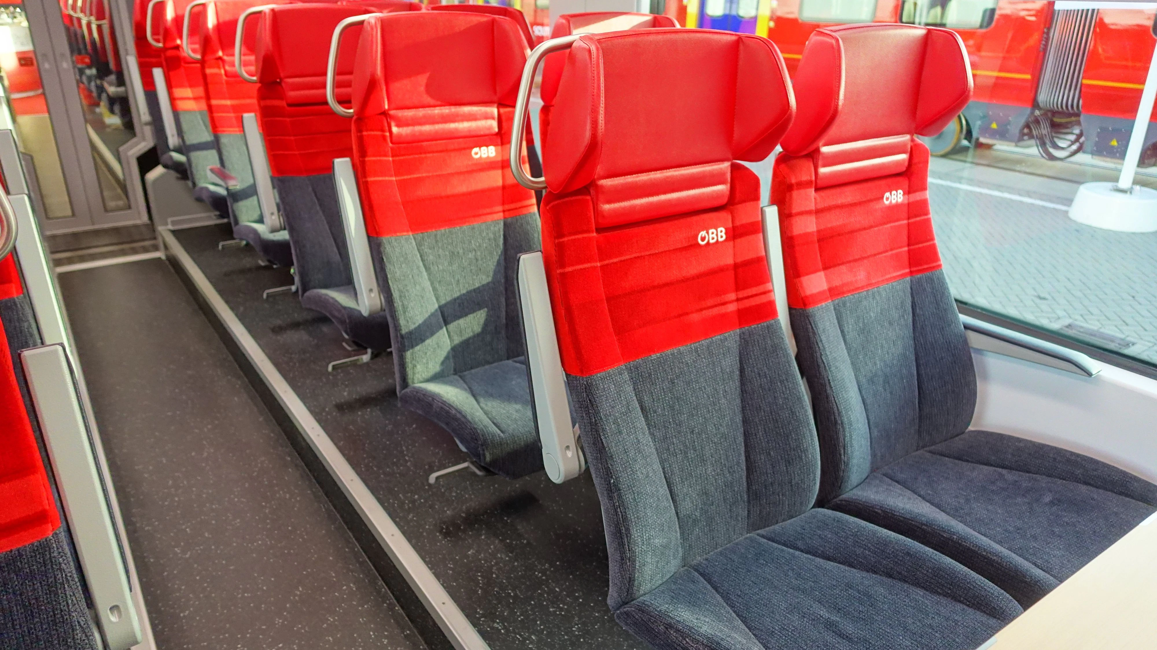 Heute.at - Trotz Reservierung! Kein Sitzplatz für ÖBB-Fahrgäste
