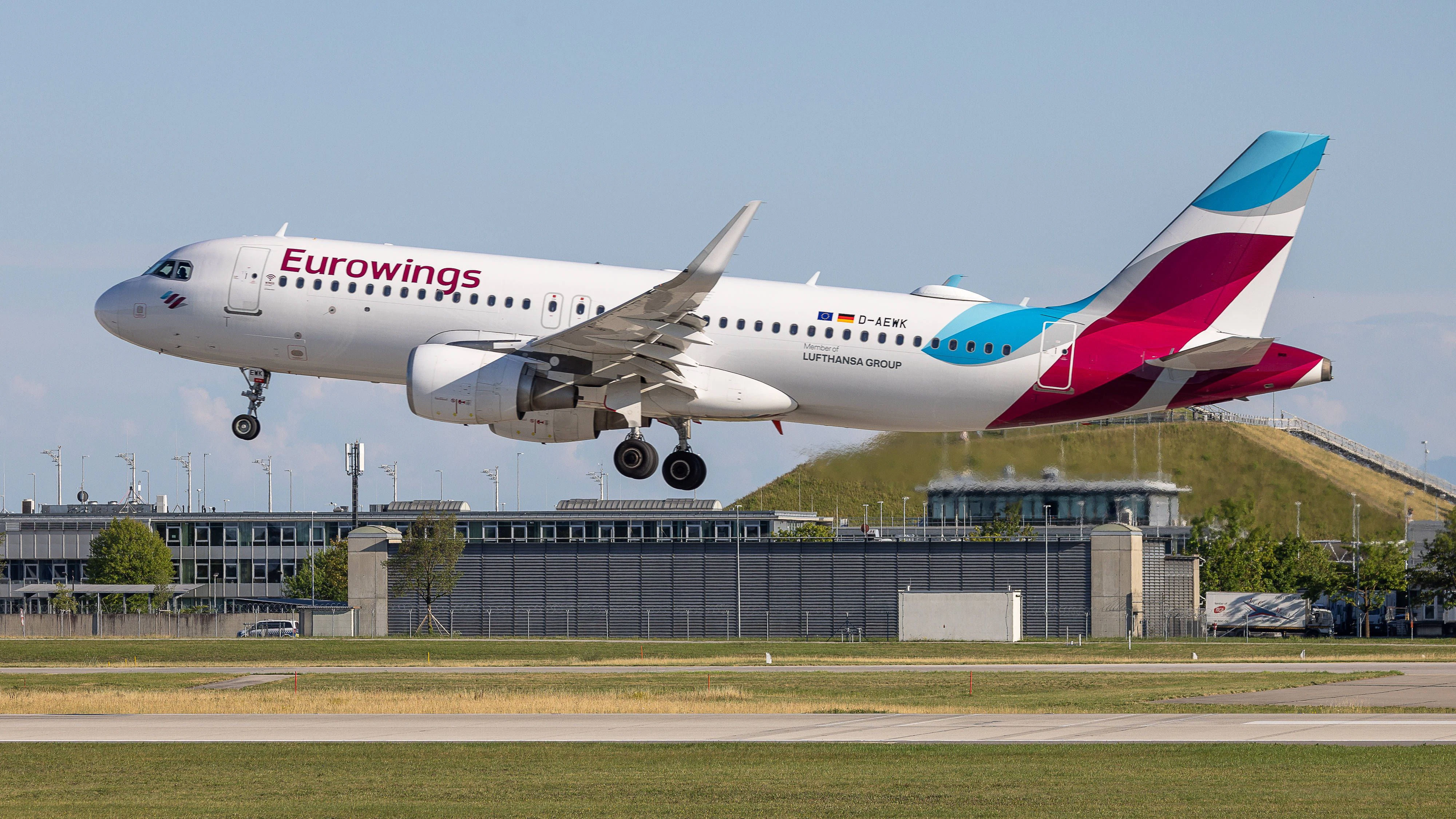 Heute.at - Blitz trifft Eurowings-Flieger nach Wien