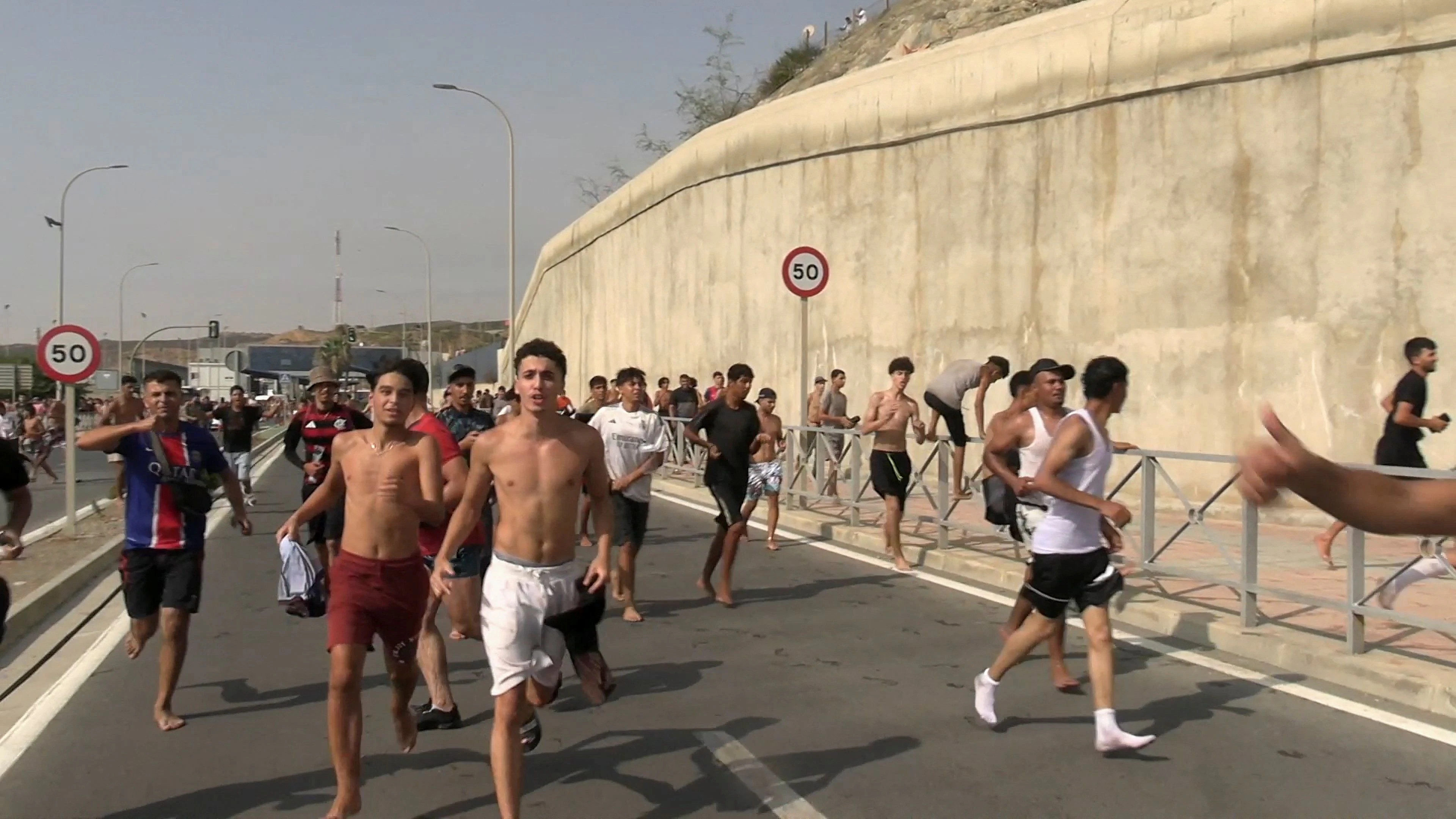 Heute.at - Migranten-Ansturm auf Spanien massiver als bekannt