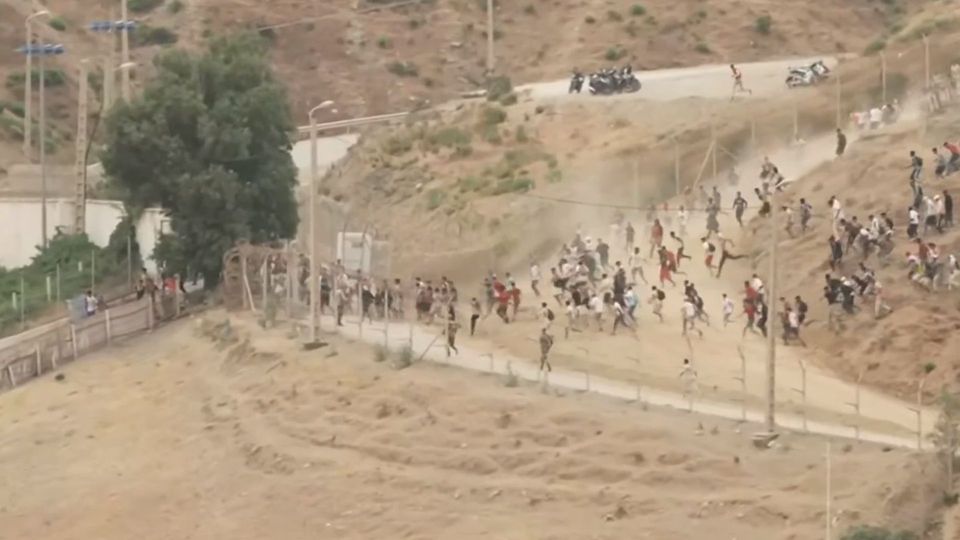 Heute.at - So einfach konnten Migranten Spanien stürmen