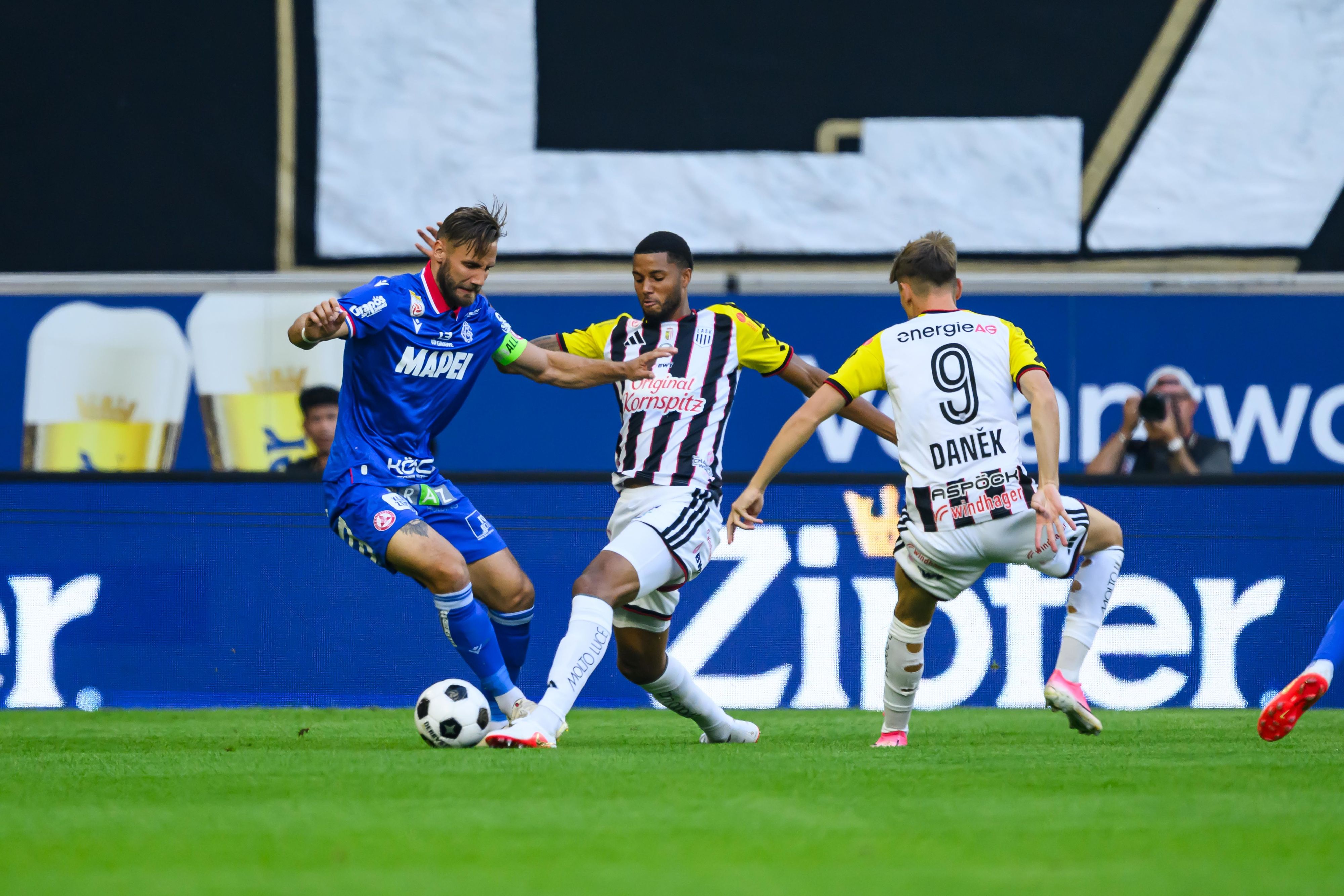 Der LASK im Bundesliga-Eröffnungsspiel gegen den GAK. 