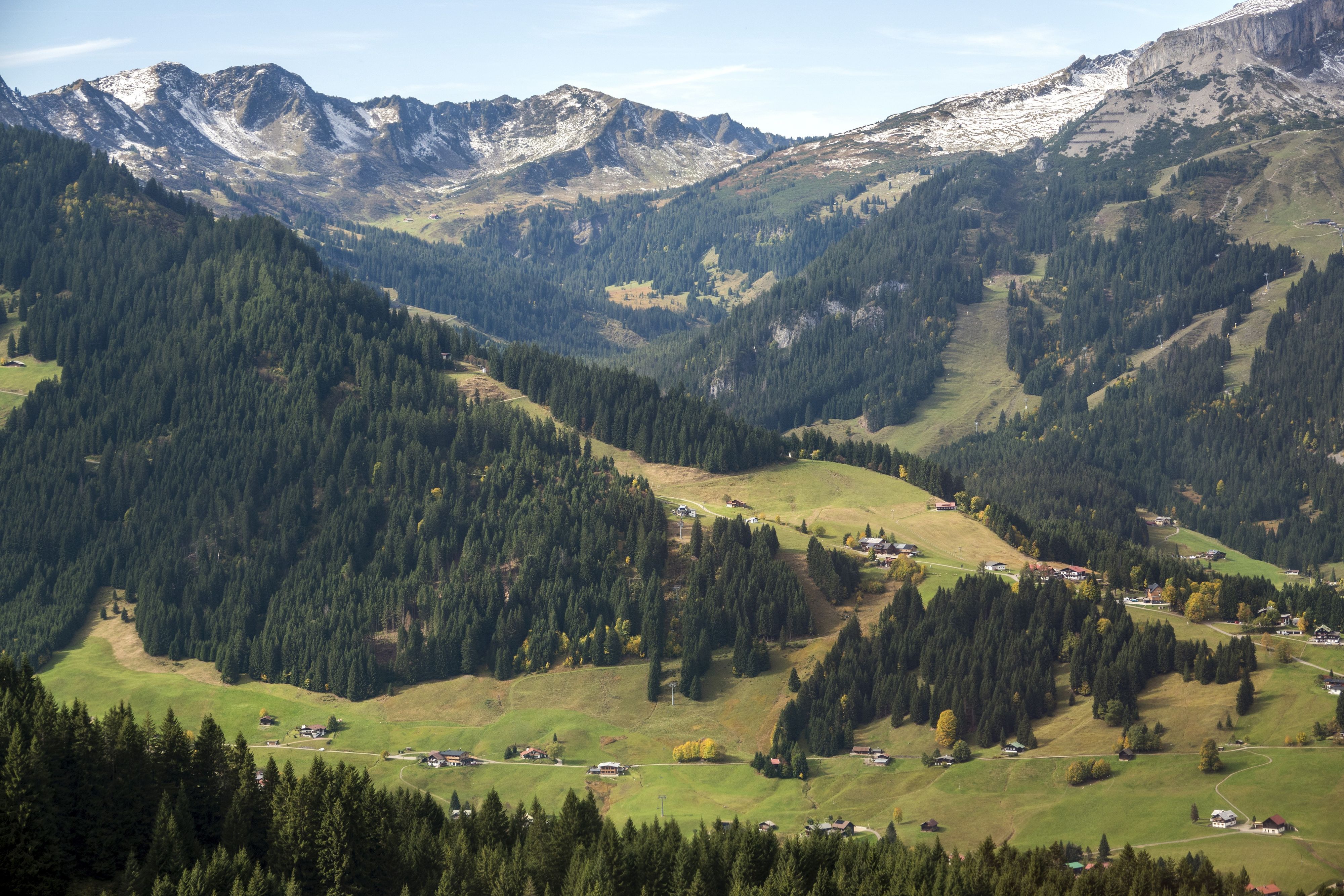 Heute.at - Große Suchaktion! Wanderer (73) spurlos verschwunden