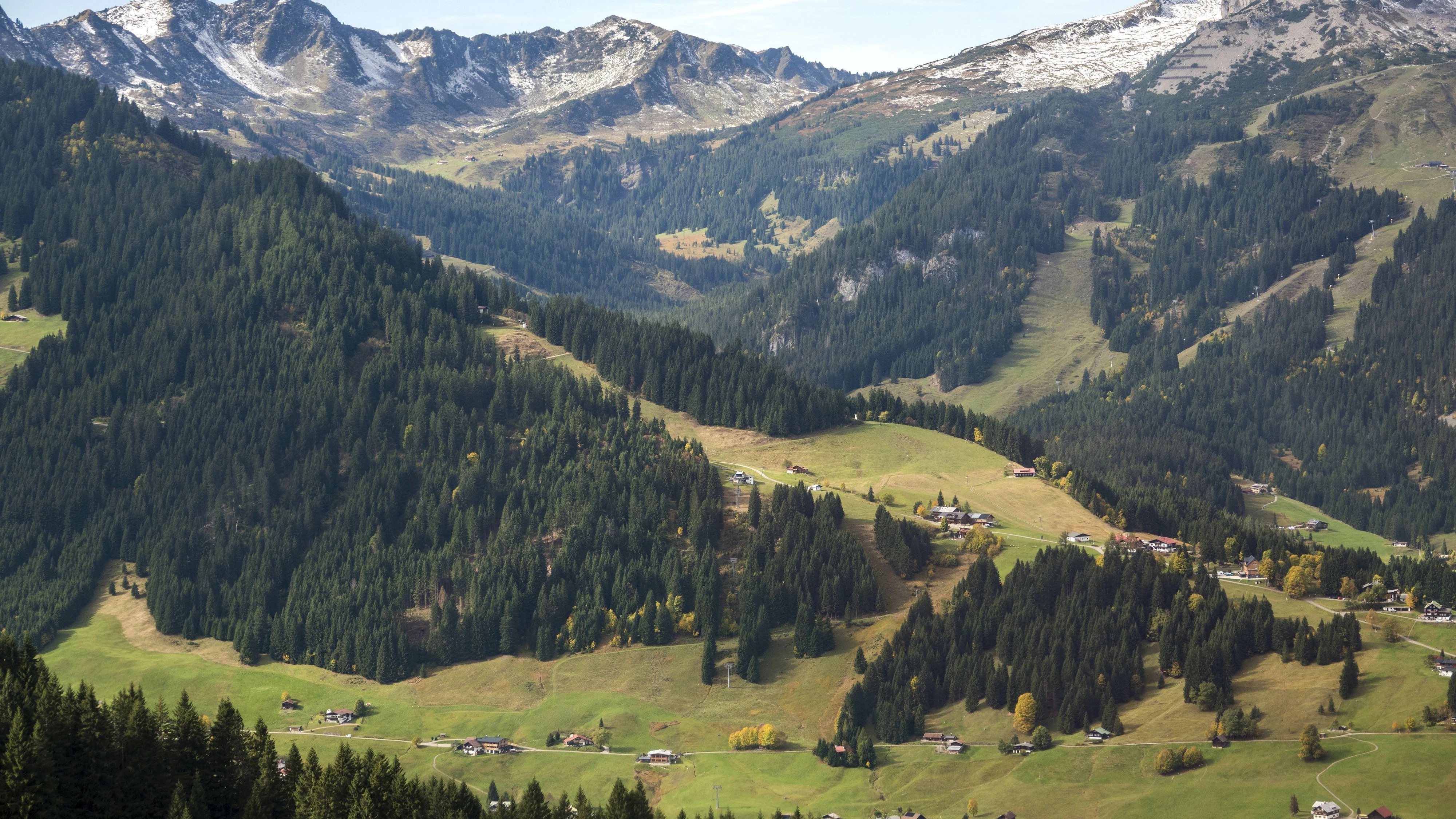 Heute.at - Große Suchaktion! Wanderer (73) spurlos verschwunden