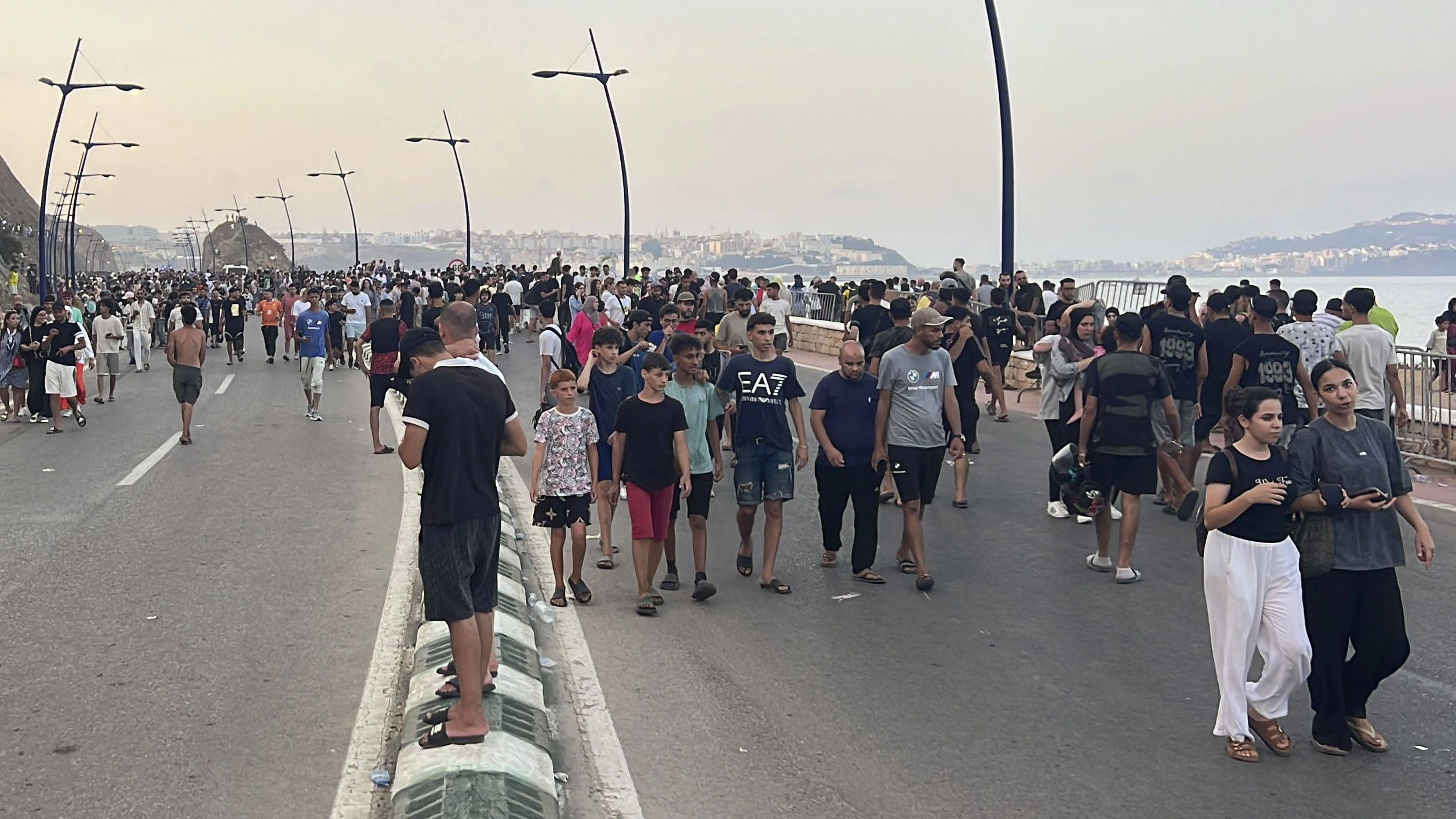 Heute.at - Betrug – Migranten nach Spanien-Ansturm unzufrieden