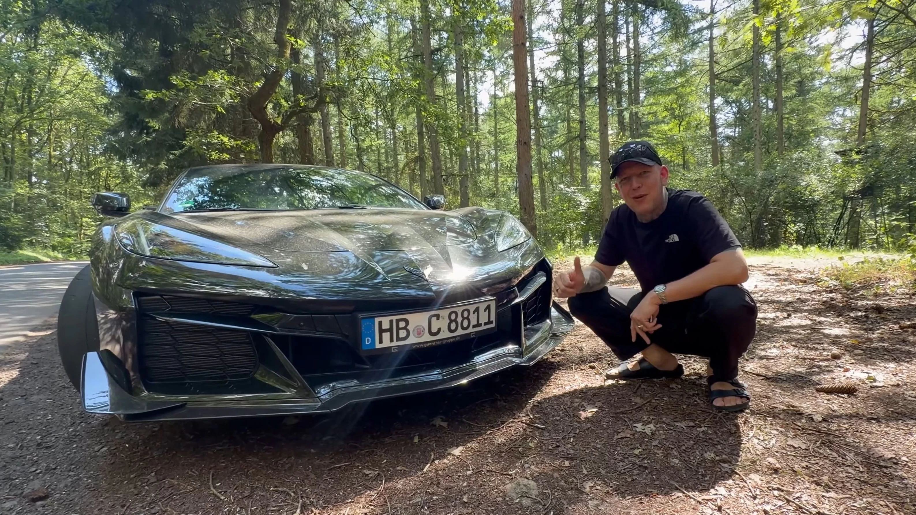 Heute.at - YouTuber zeigt Luxusauto – nennt sich Hartz-4-Batman