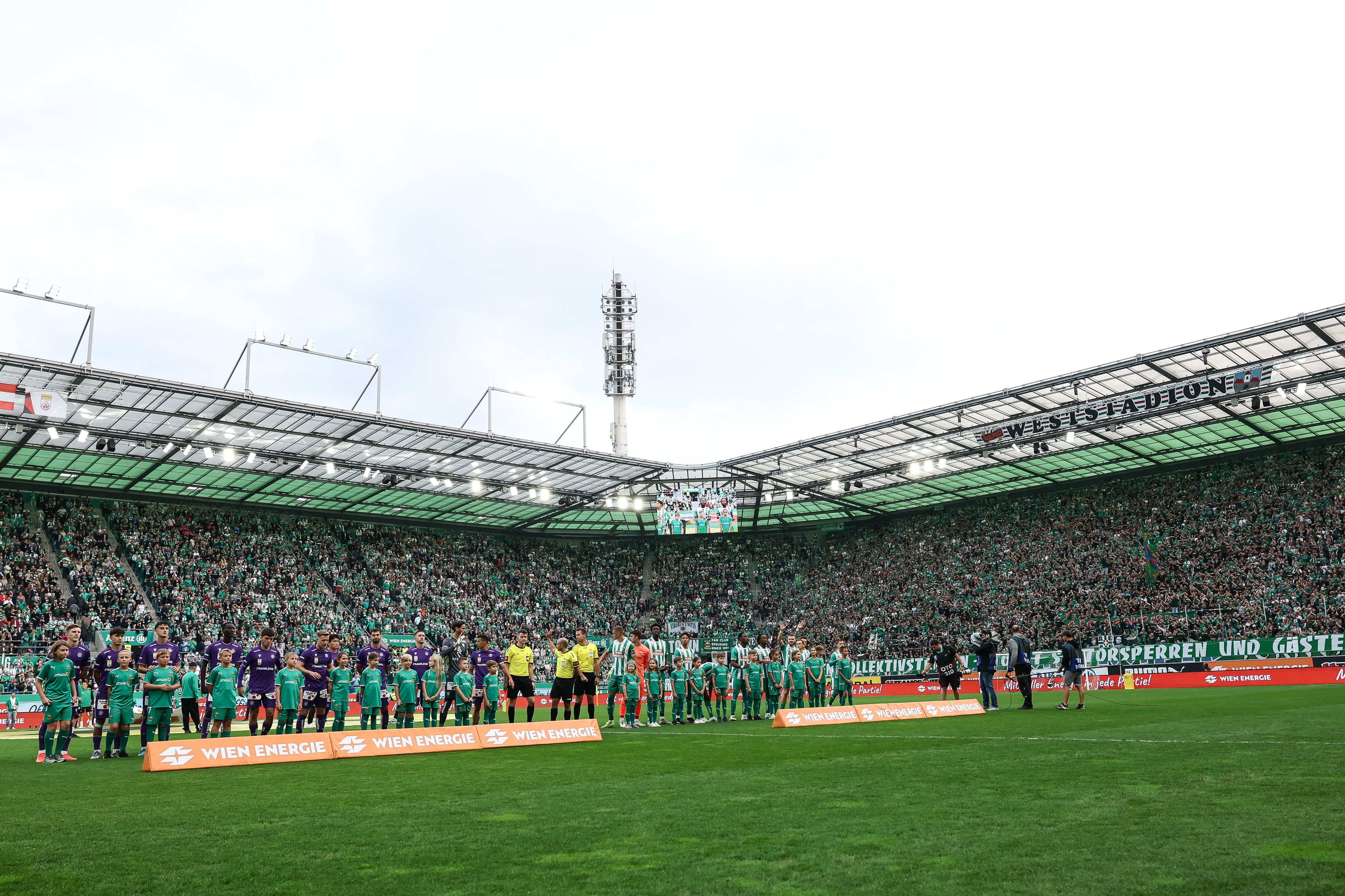 Eine App soll für Fans mehr Sicherheit bei Rapid-Heimspielen bringen.