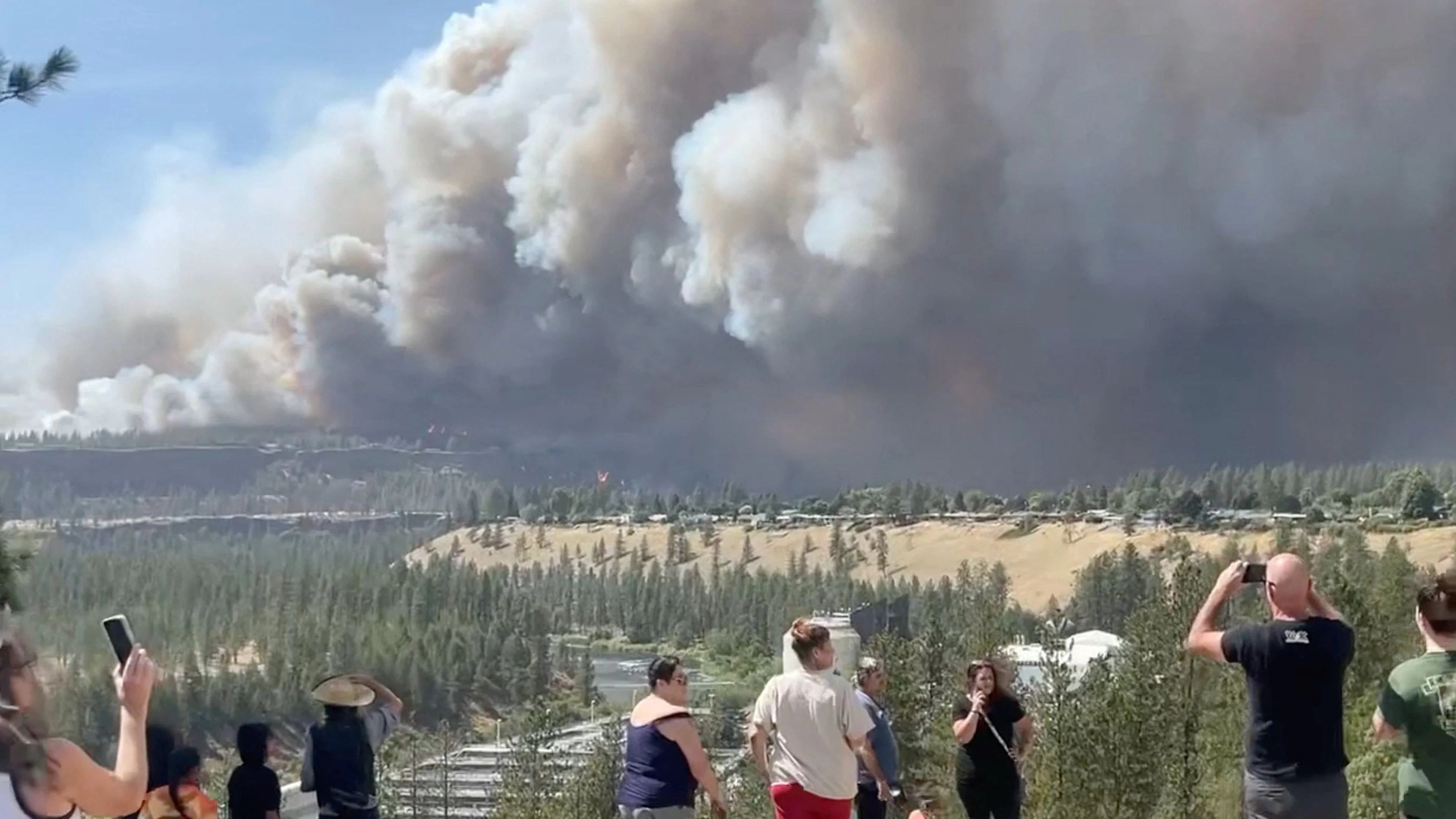 Heute.at - 600 Häuser zerstört – Feuer-Inferno trifft US-Großstadt