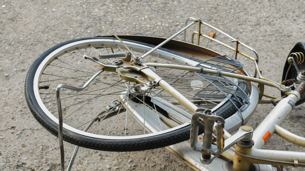 Heute.at - 2,8 Promille – Radfahrer (58) stürzte mitten auf Straße